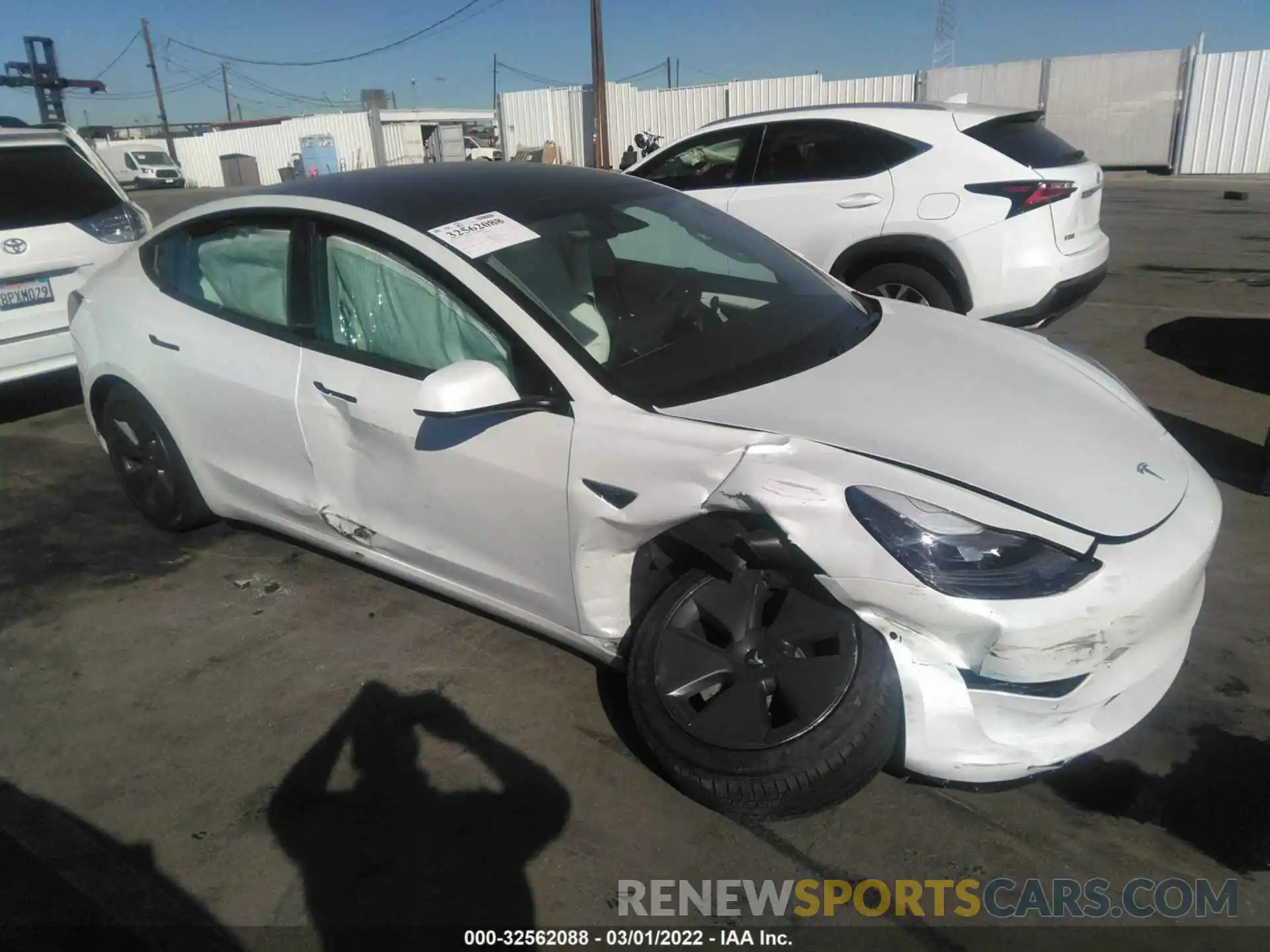 1 Photograph of a damaged car 5YJ3E1EA6NF169003 TESLA MODEL 3 2022