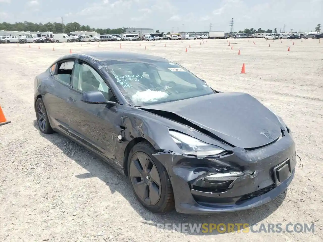 1 Photograph of a damaged car 5YJ3E1EA6NF186190 TESLA MODEL 3 2022