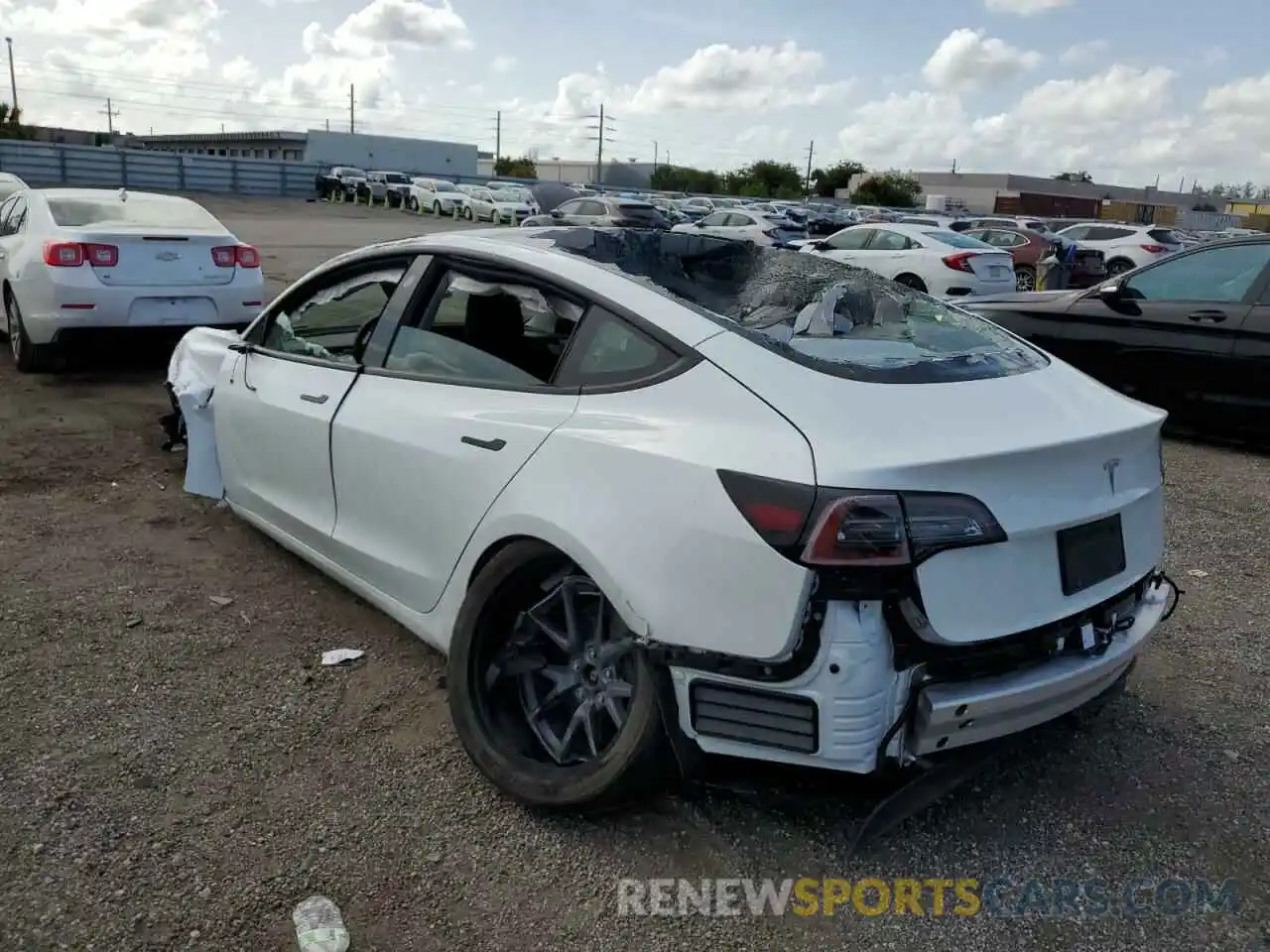 3 Photograph of a damaged car 5YJ3E1EA6NF188196 TESLA MODEL 3 2022