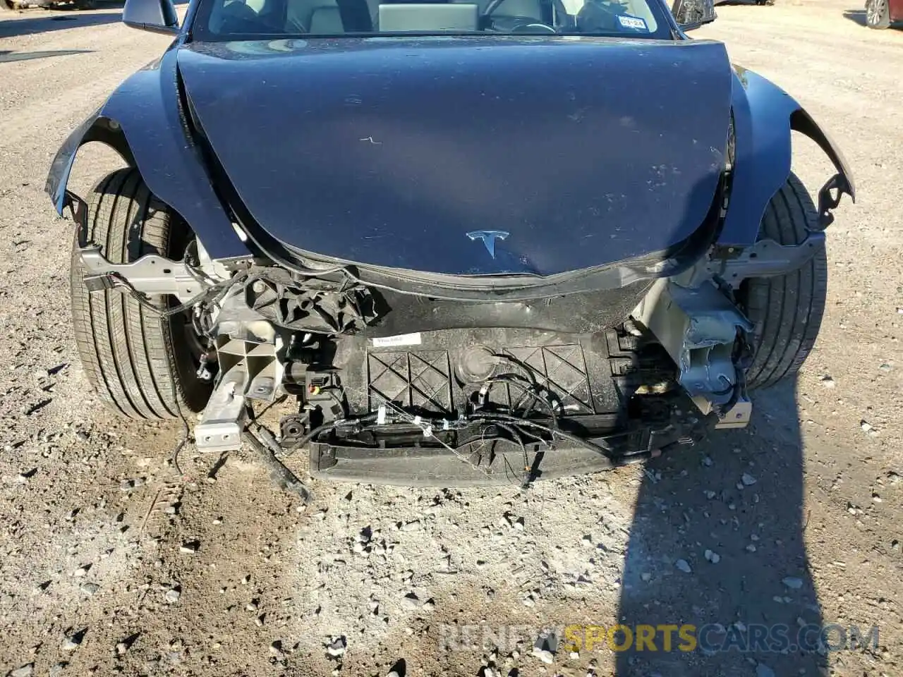 9 Photograph of a damaged car 5YJ3E1EA6NF189980 TESLA MODEL 3 2022