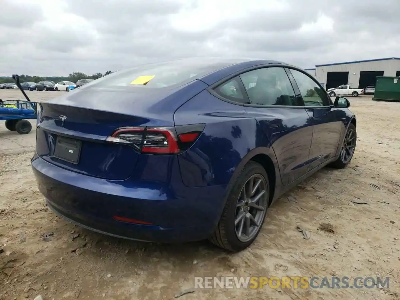 4 Photograph of a damaged car 5YJ3E1EA6NF191843 TESLA MODEL 3 2022