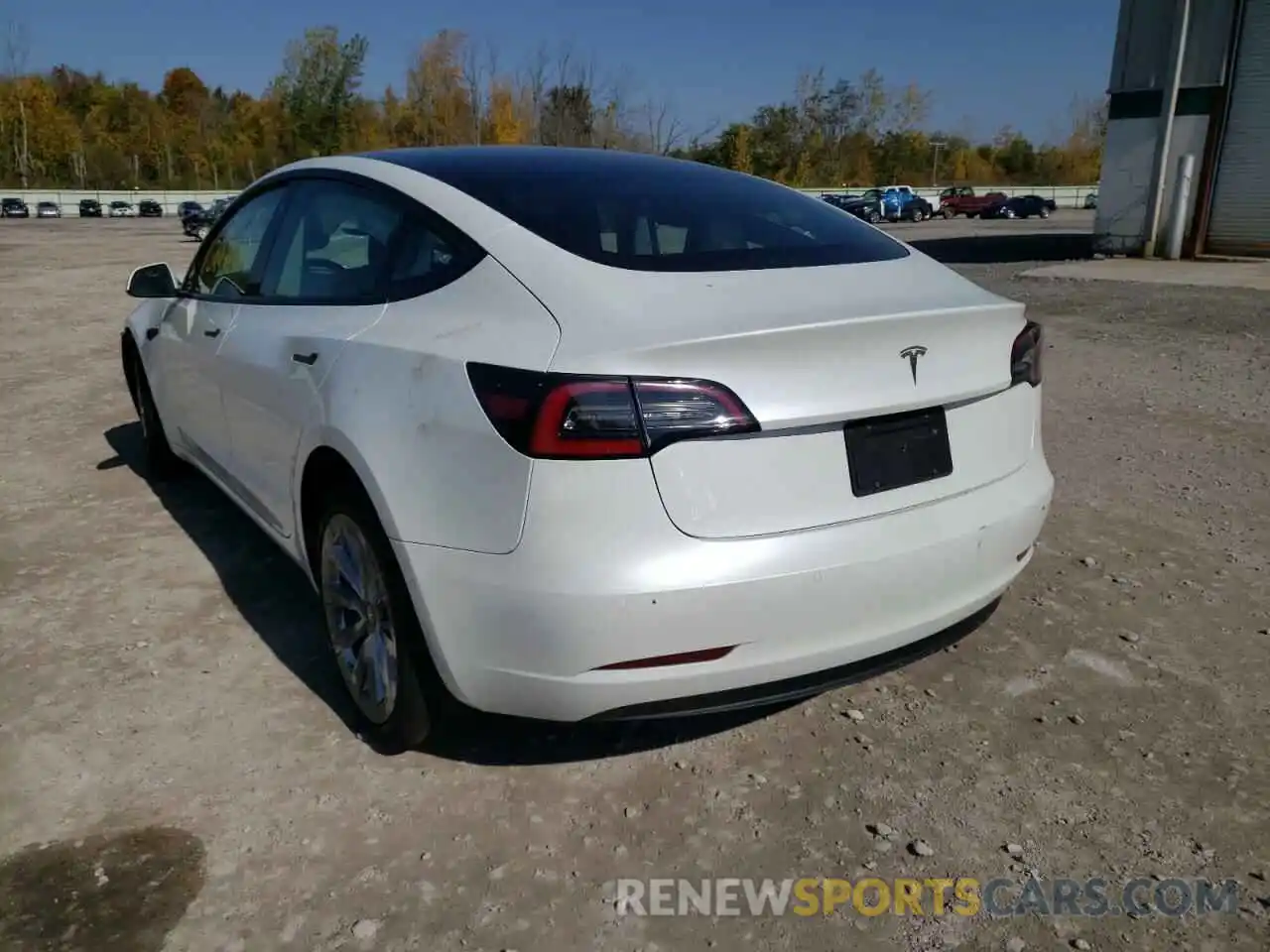 3 Photograph of a damaged car 5YJ3E1EA6NF289075 TESLA MODEL 3 2022