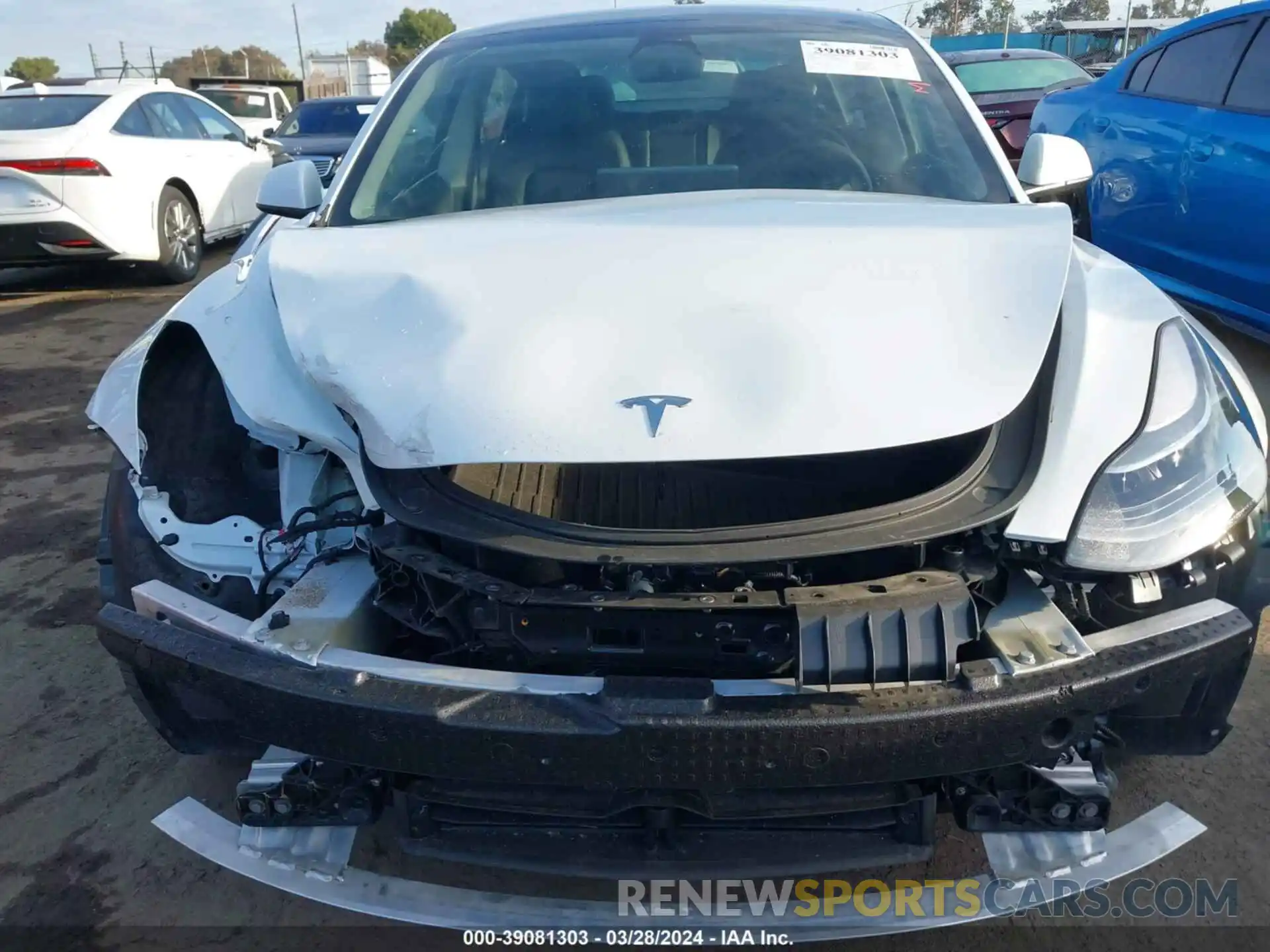 13 Photograph of a damaged car 5YJ3E1EA6NF375969 TESLA MODEL 3 2022