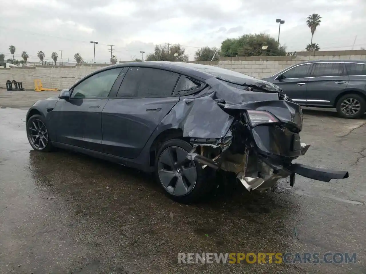 2 Photograph of a damaged car 5YJ3E1EA7NF120974 TESLA MODEL 3 2022