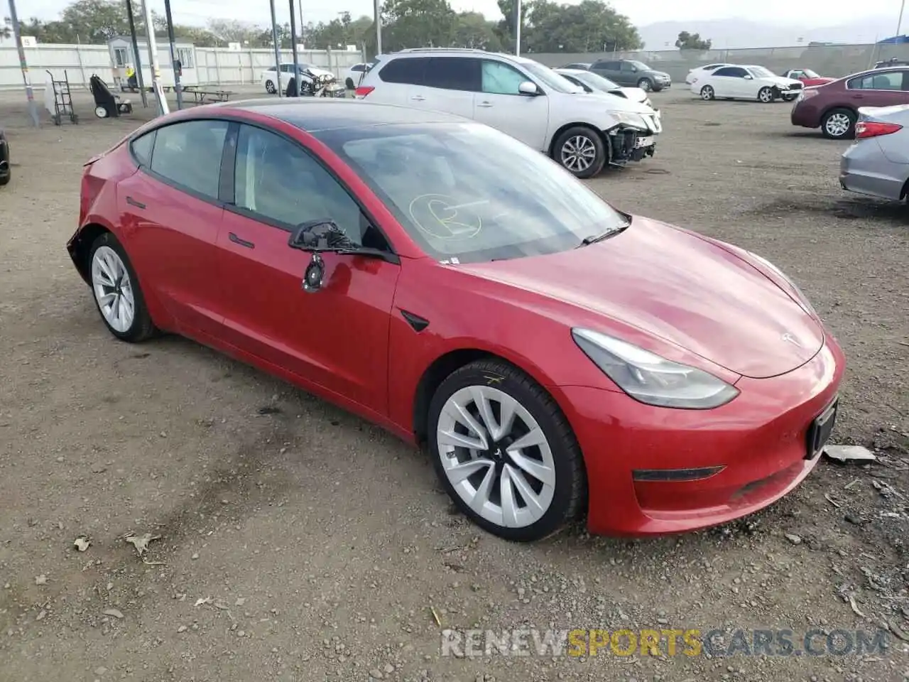 4 Photograph of a damaged car 5YJ3E1EA7NF144403 TESLA MODEL 3 2022