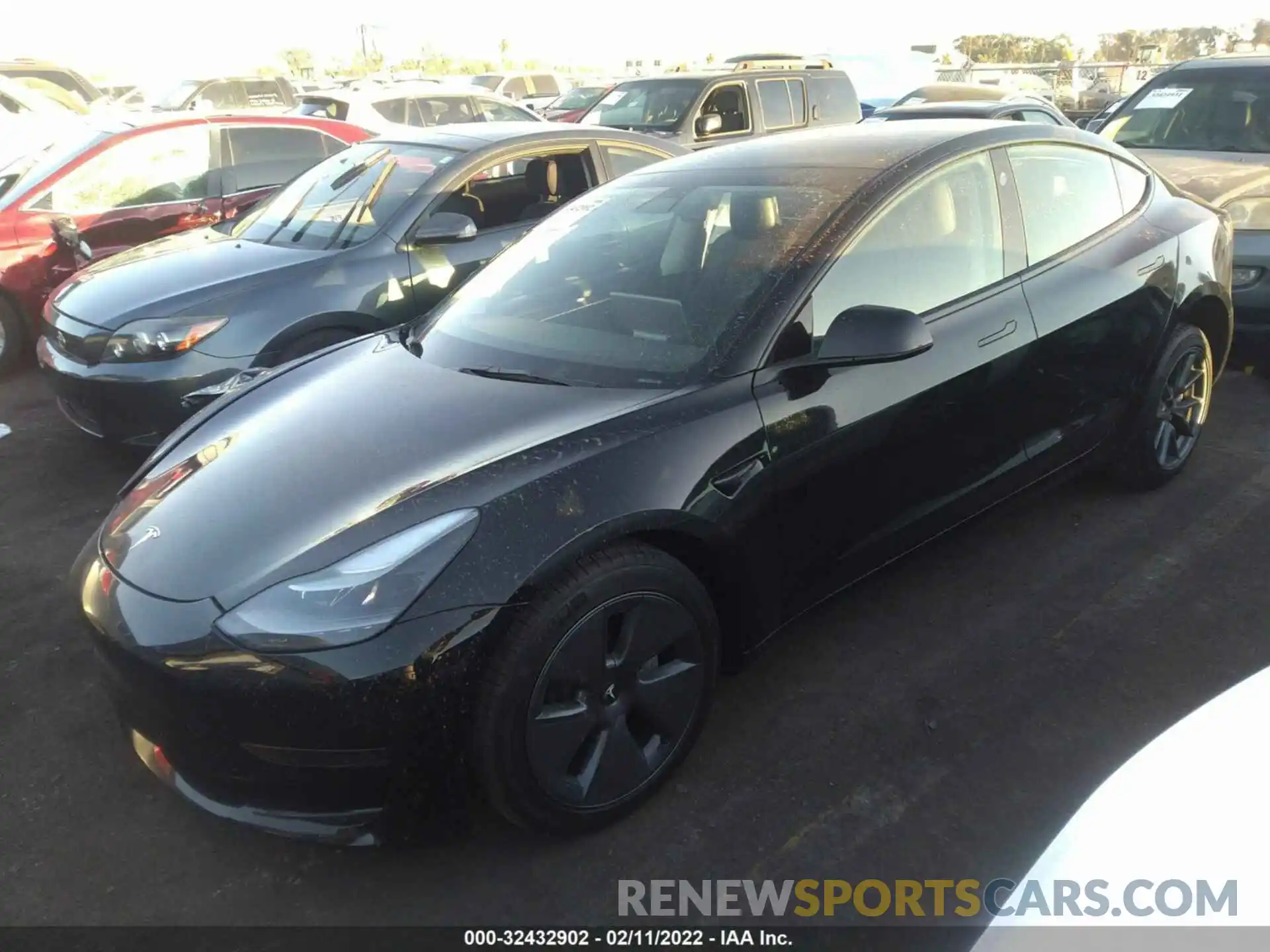 2 Photograph of a damaged car 5YJ3E1EA7NF148113 TESLA MODEL 3 2022