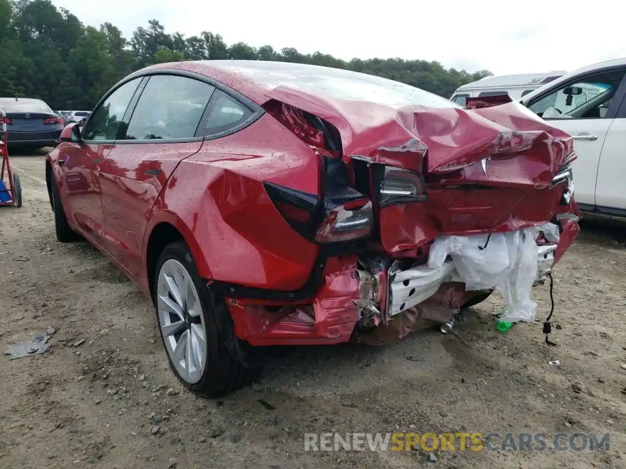 3 Photograph of a damaged car 5YJ3E1EA7NF189518 TESLA MODEL 3 2022