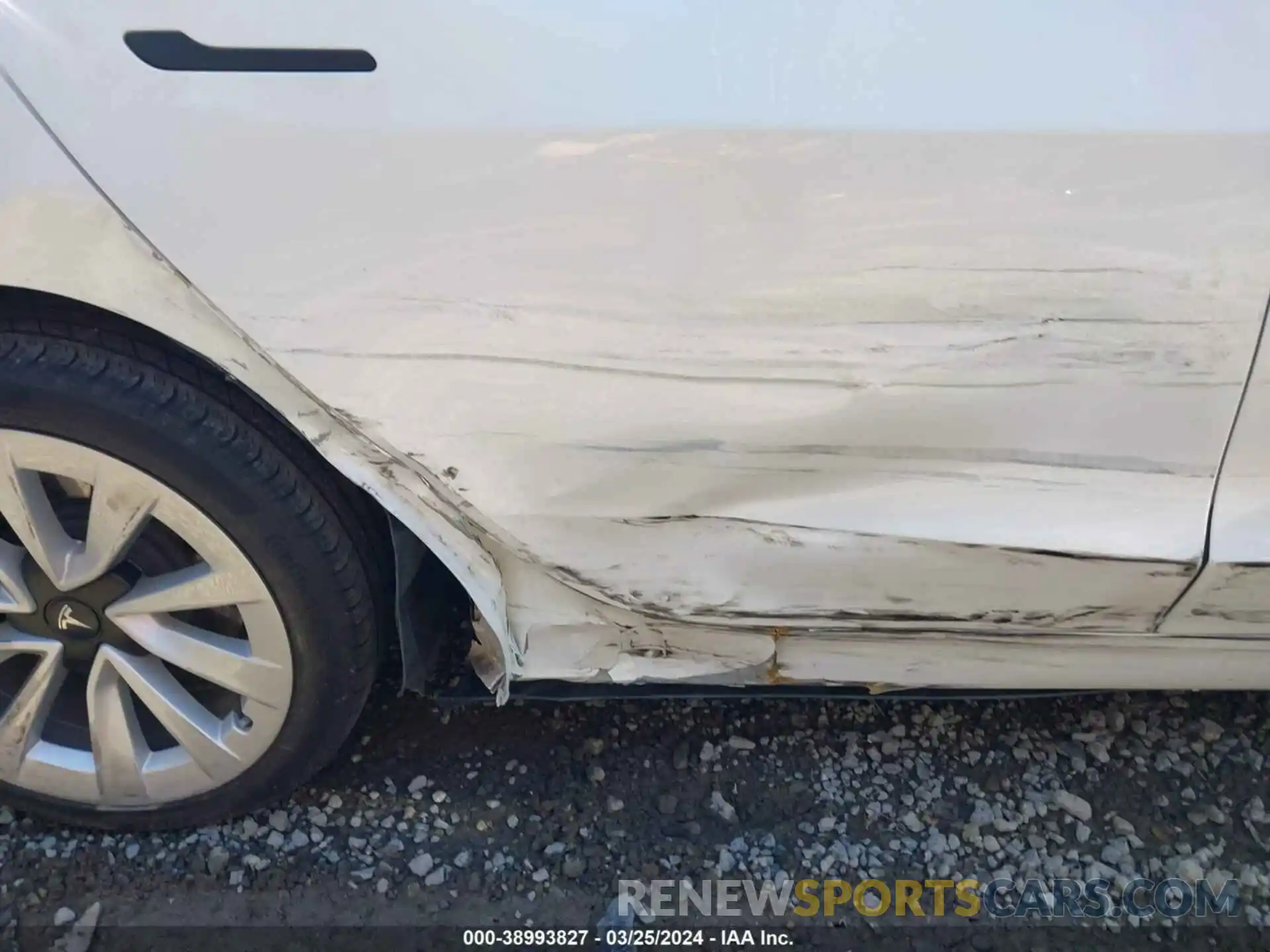 13 Photograph of a damaged car 5YJ3E1EA7NF356704 TESLA MODEL 3 2022