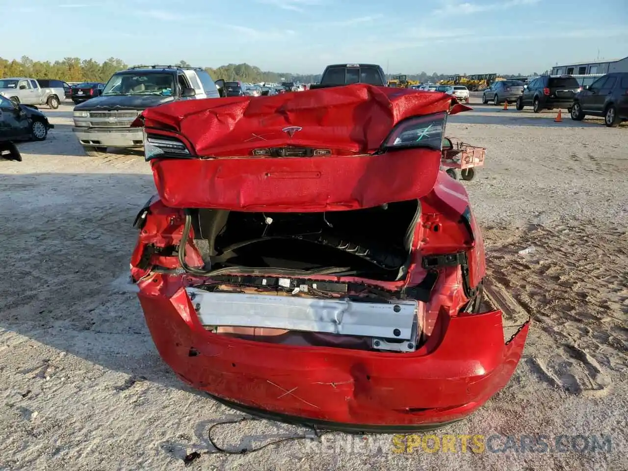 9 Photograph of a damaged car 5YJ3E1EA8NF118621 TESLA MODEL 3 2022