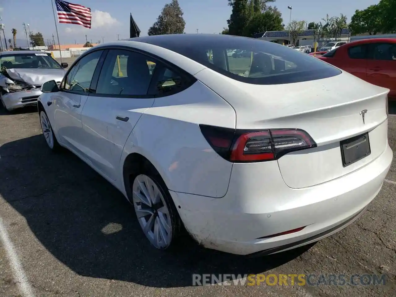 3 Photograph of a damaged car 5YJ3E1EA8NF143017 TESLA MODEL 3 2022