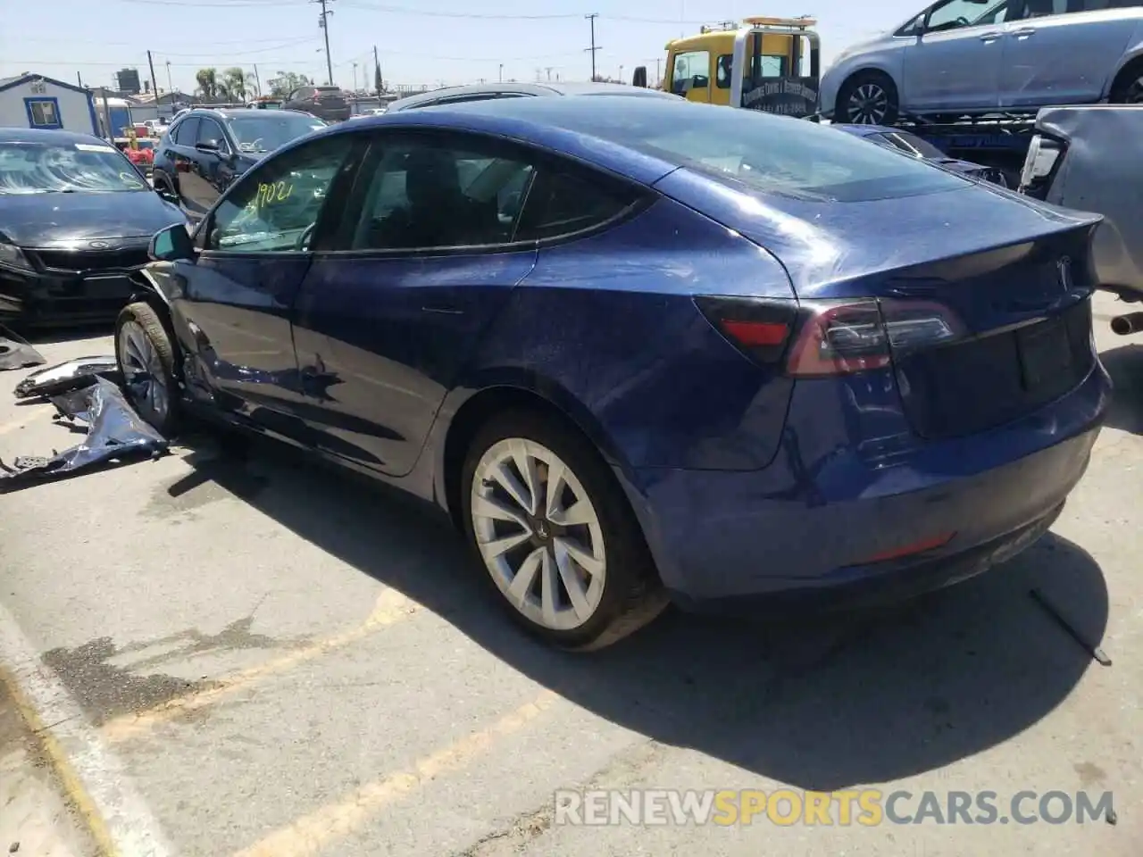 3 Photograph of a damaged car 5YJ3E1EA8NF143468 TESLA MODEL 3 2022