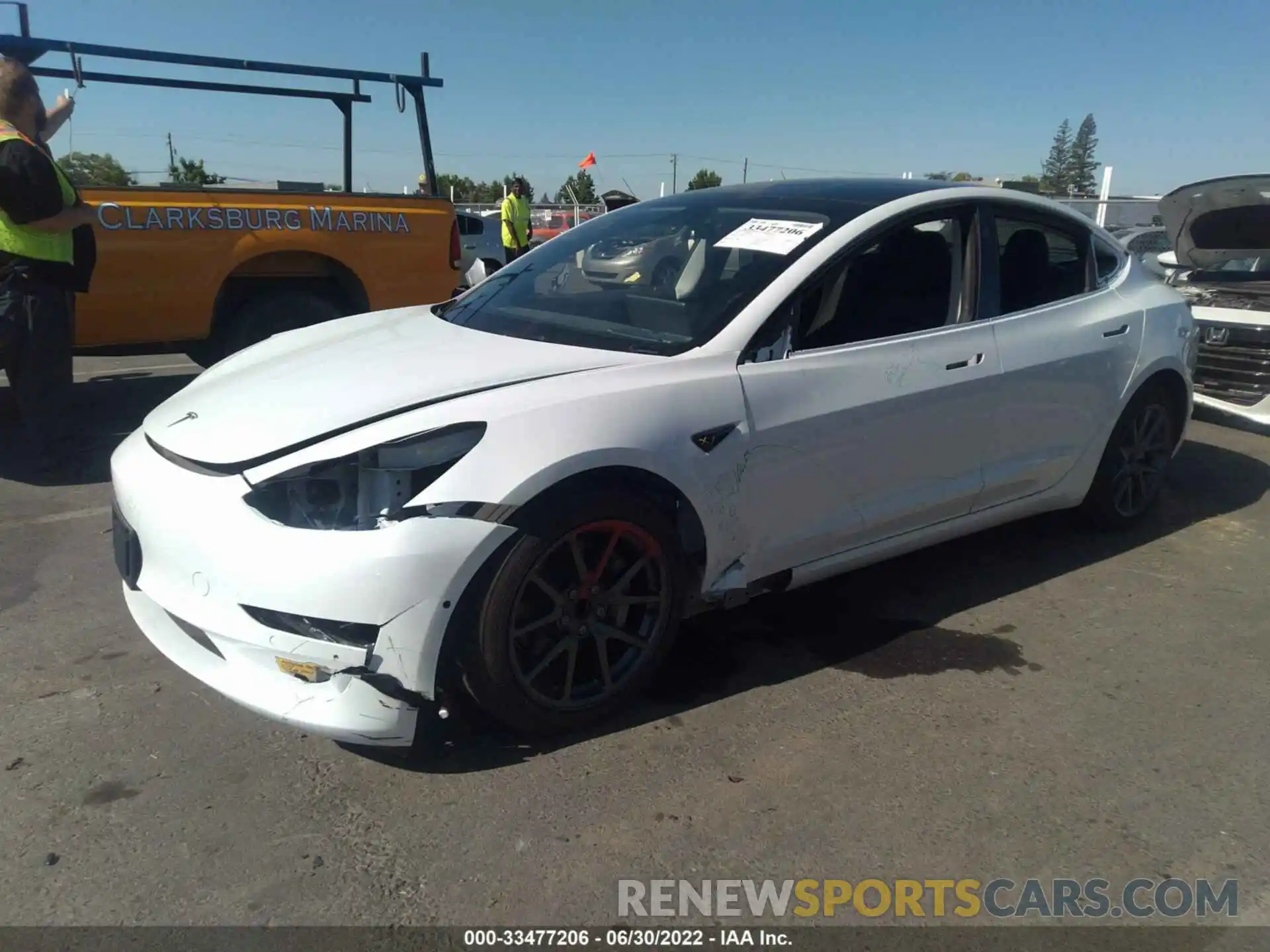 2 Photograph of a damaged car 5YJ3E1EA8NF154020 TESLA MODEL 3 2022