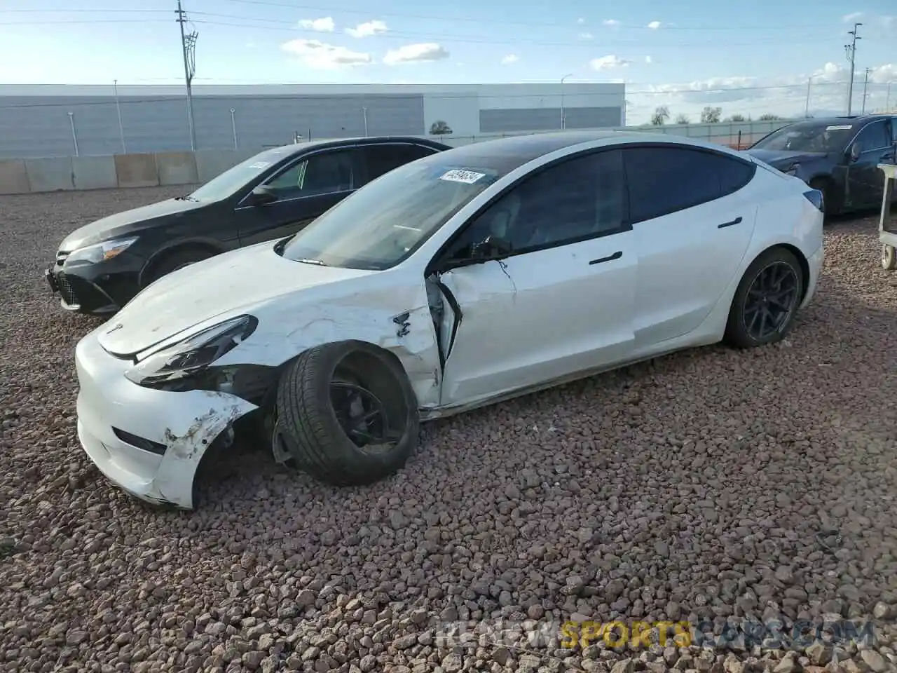 1 Photograph of a damaged car 5YJ3E1EA8NF172372 TESLA MODEL 3 2022