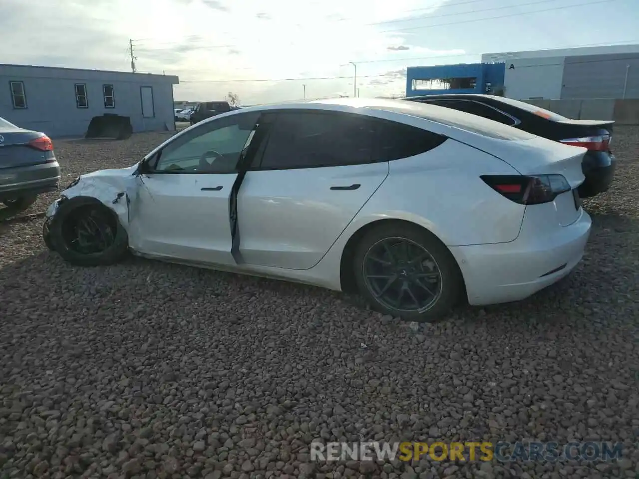 2 Photograph of a damaged car 5YJ3E1EA8NF172372 TESLA MODEL 3 2022