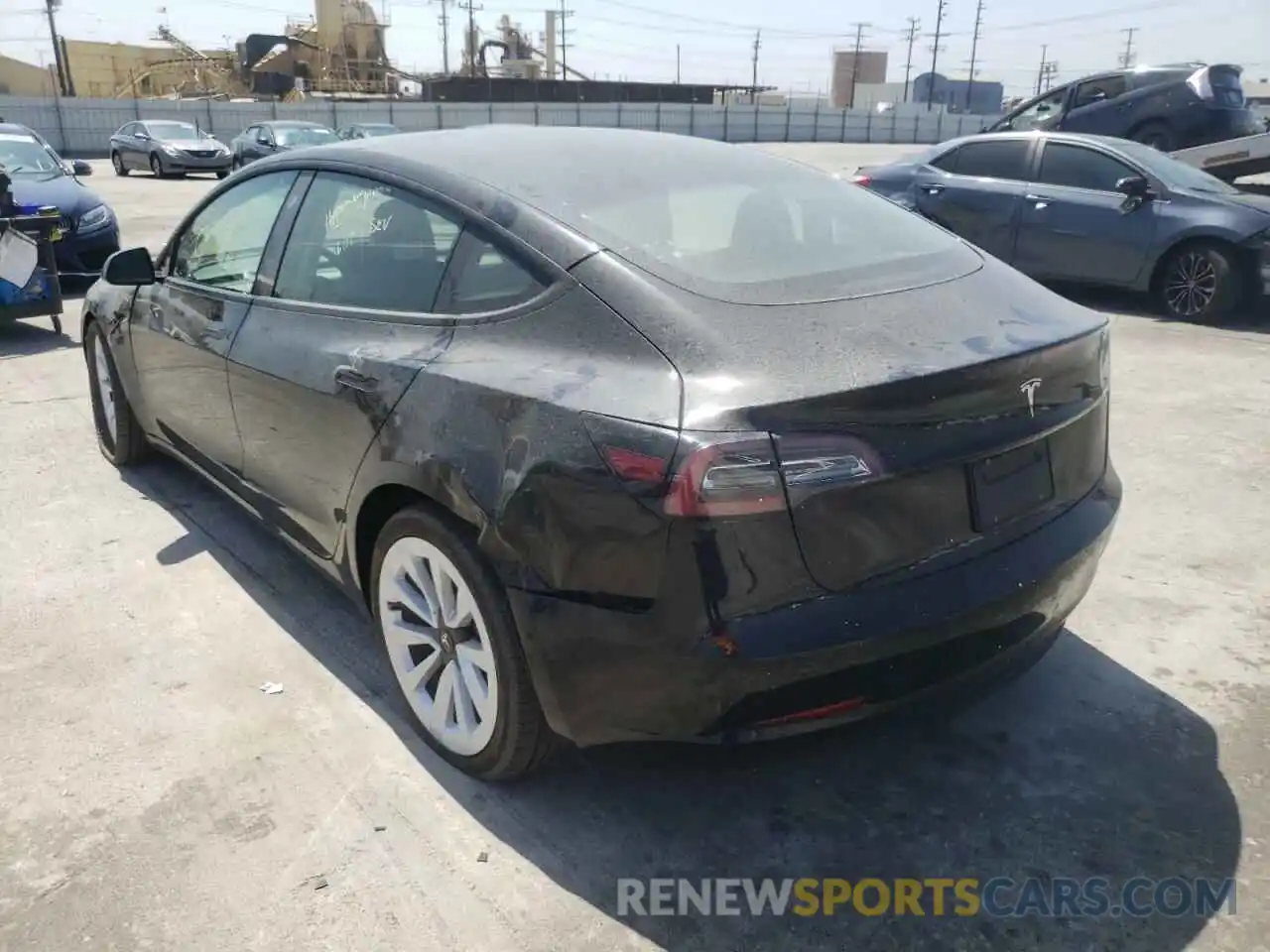 3 Photograph of a damaged car 5YJ3E1EA8NF190516 TESLA MODEL 3 2022