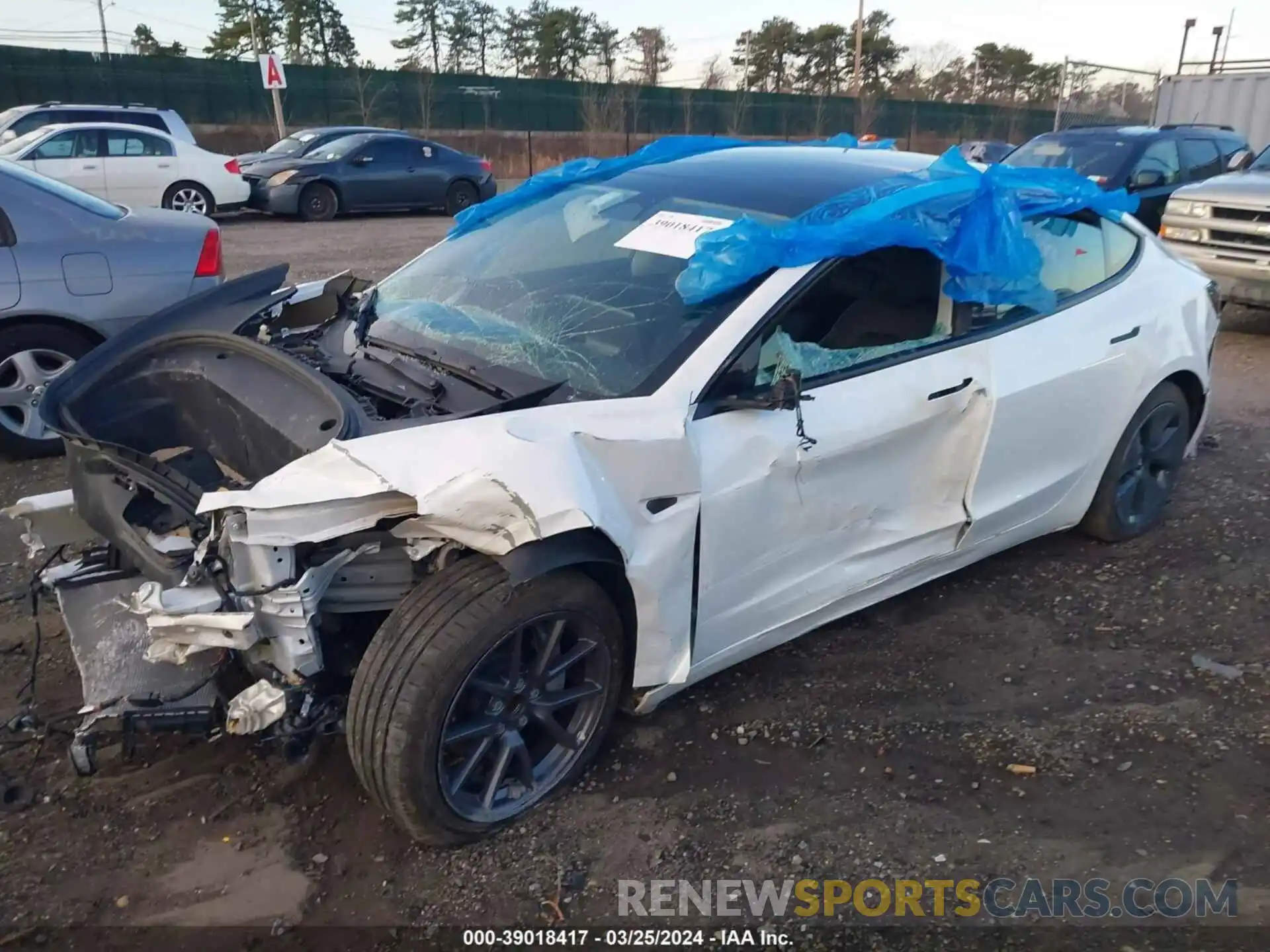 2 Photograph of a damaged car 5YJ3E1EA8NF371549 TESLA MODEL 3 2022