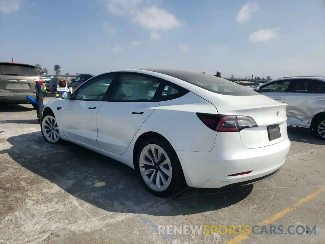 3 Photograph of a damaged car 5YJ3E1EA9NF105196 TESLA MODEL 3 2022