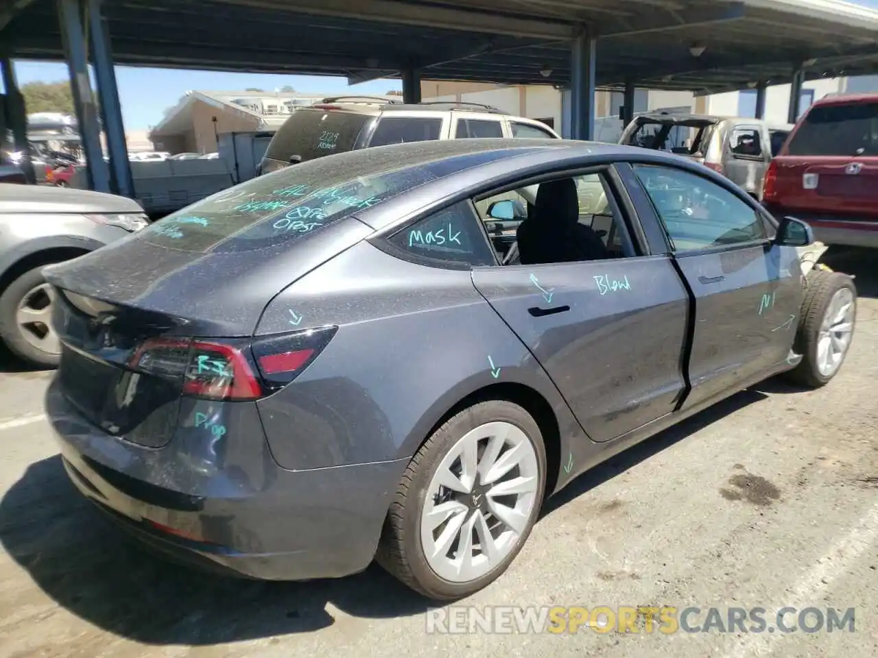 4 Photograph of a damaged car 5YJ3E1EA9NF144564 TESLA MODEL 3 2022