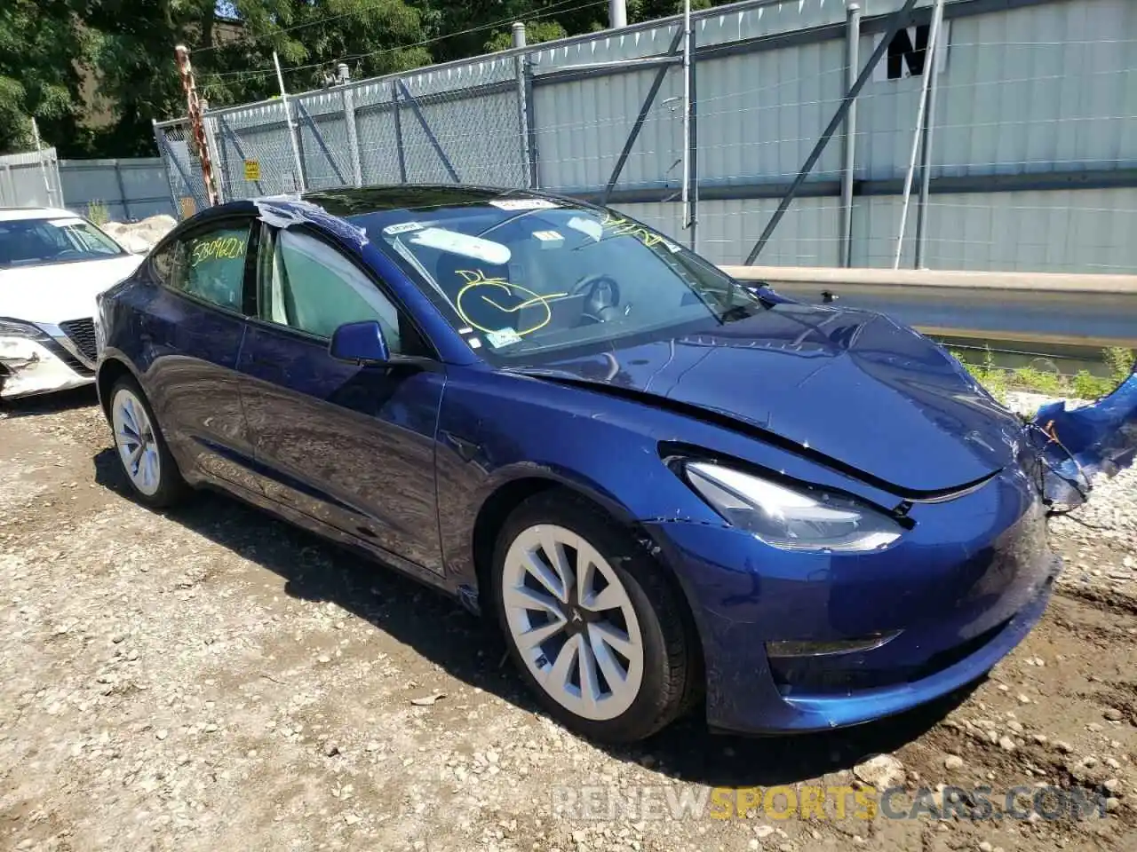 1 Photograph of a damaged car 5YJ3E1EA9NF187351 TESLA MODEL 3 2022