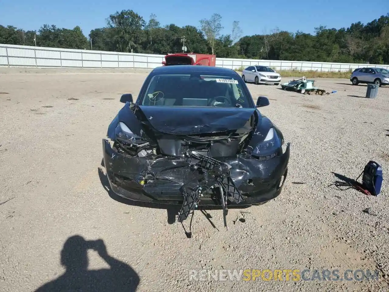 9 Photograph of a damaged car 5YJ3E1EA9NF307195 TESLA MODEL 3 2022