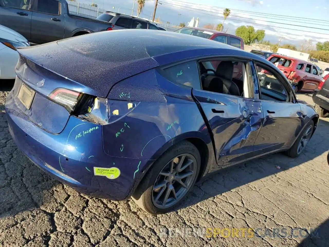 3 Photograph of a damaged car 5YJ3E1EA9NF373357 TESLA MODEL 3 2022