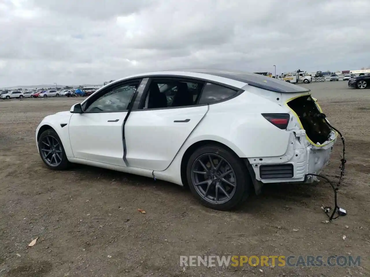 2 Photograph of a damaged car 5YJ3E1EAXNF126056 TESLA MODEL 3 2022