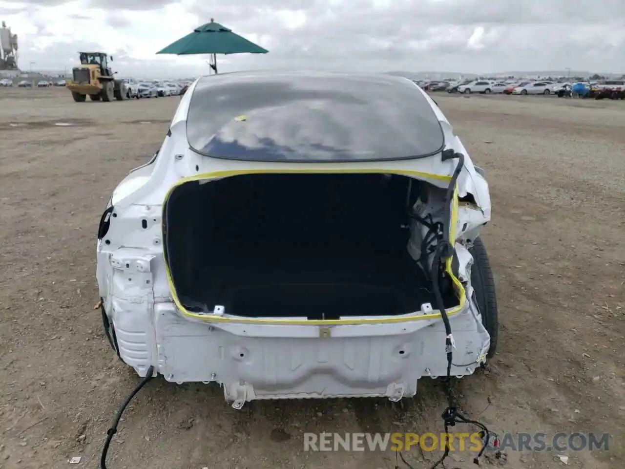 6 Photograph of a damaged car 5YJ3E1EAXNF126056 TESLA MODEL 3 2022