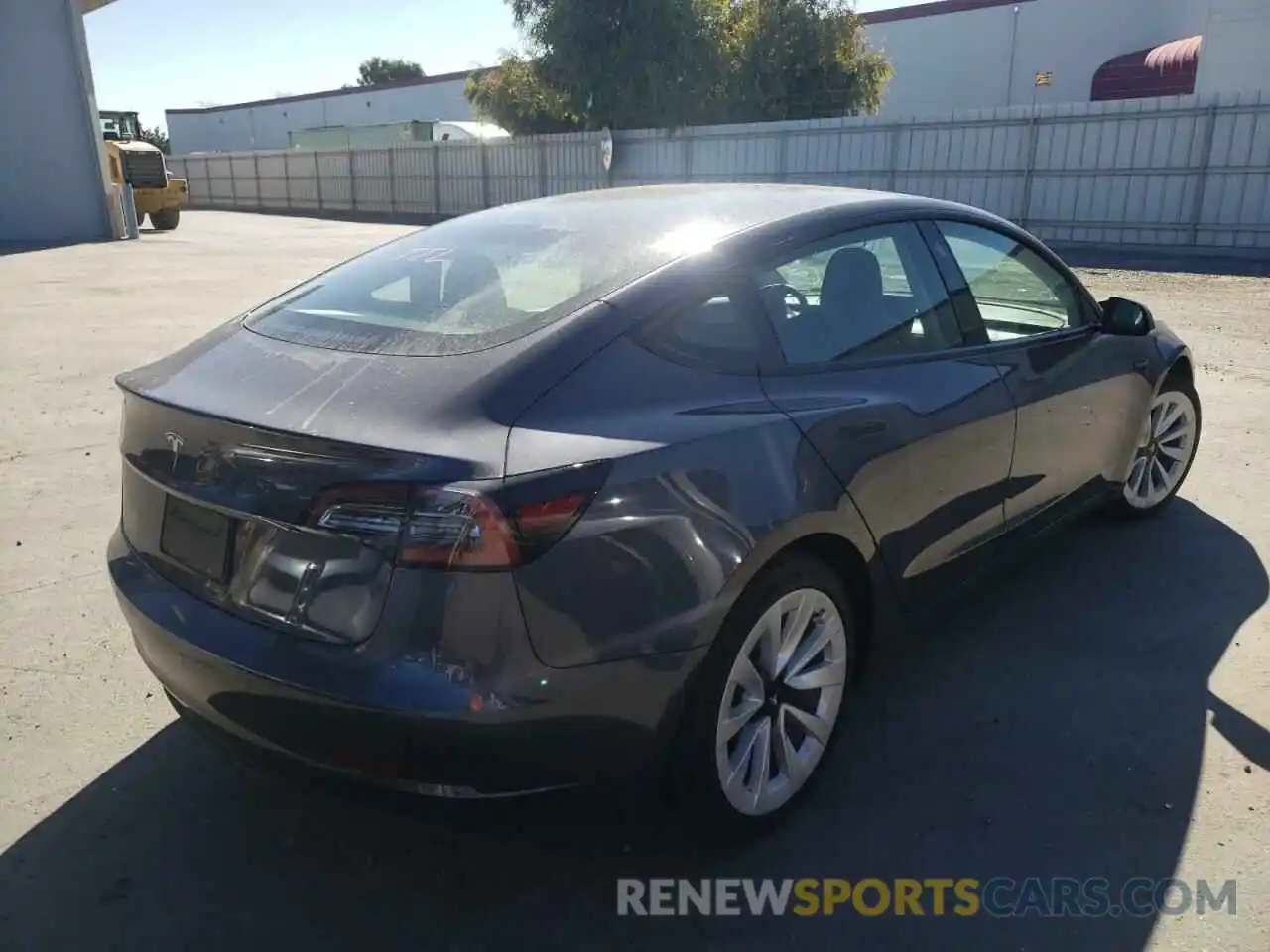 4 Photograph of a damaged car 5YJ3E1EAXNF143827 TESLA MODEL 3 2022