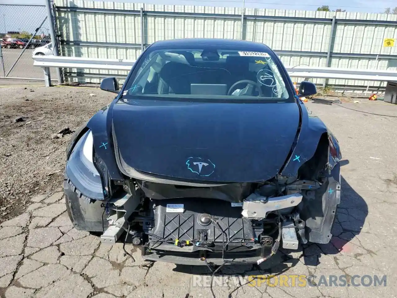 5 Photograph of a damaged car 5YJ3E1EAXNF184717 TESLA MODEL 3 2022