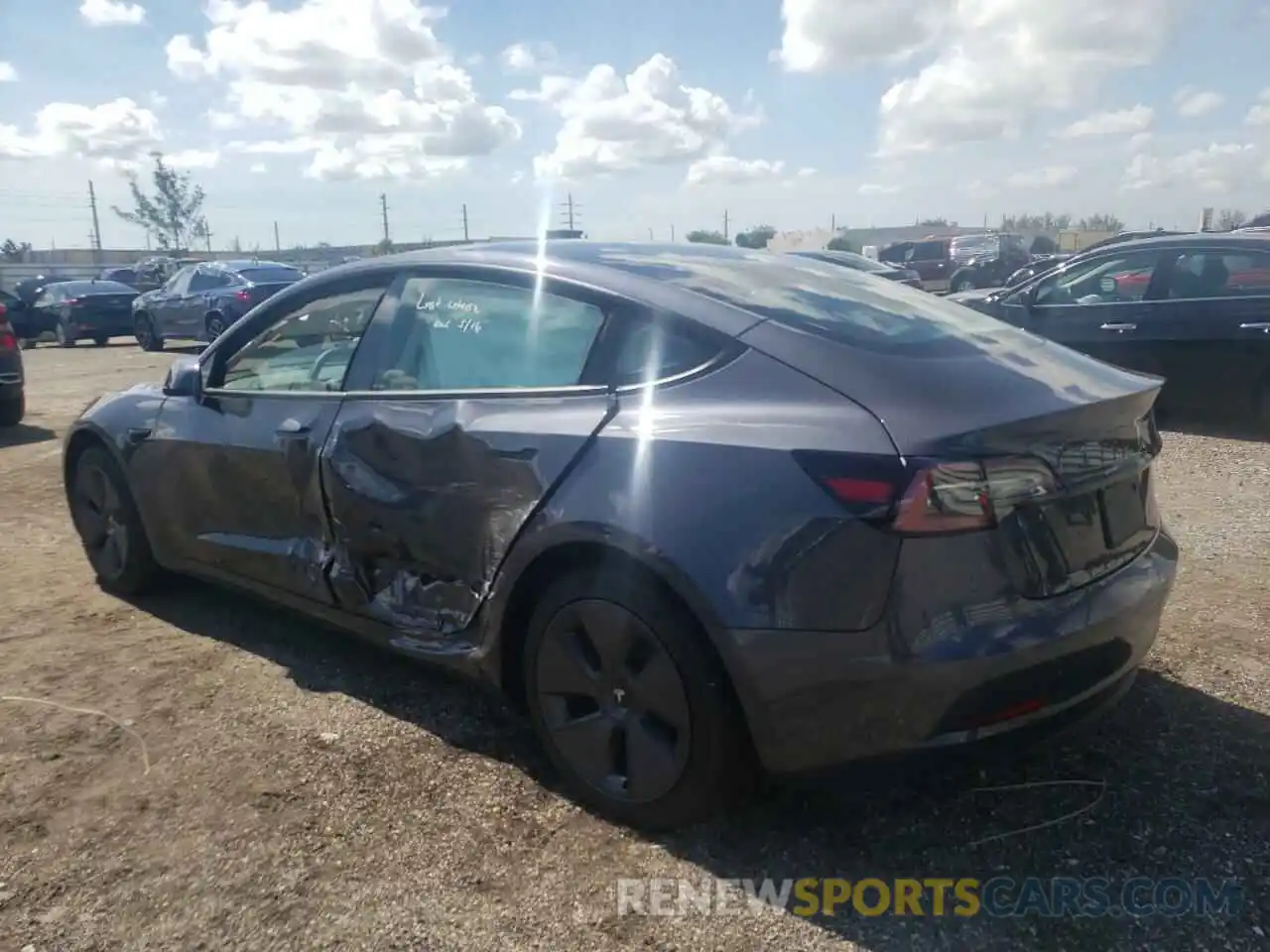 3 Photograph of a damaged car 5YJ3E1EAXNF189996 TESLA MODEL 3 2022