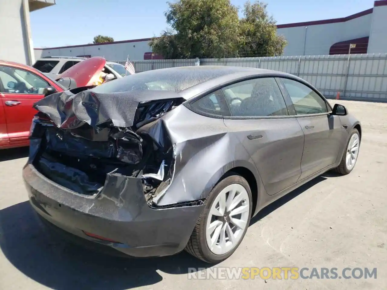 4 Photograph of a damaged car 5YJ3E1EAXNF304788 TESLA MODEL 3 2022