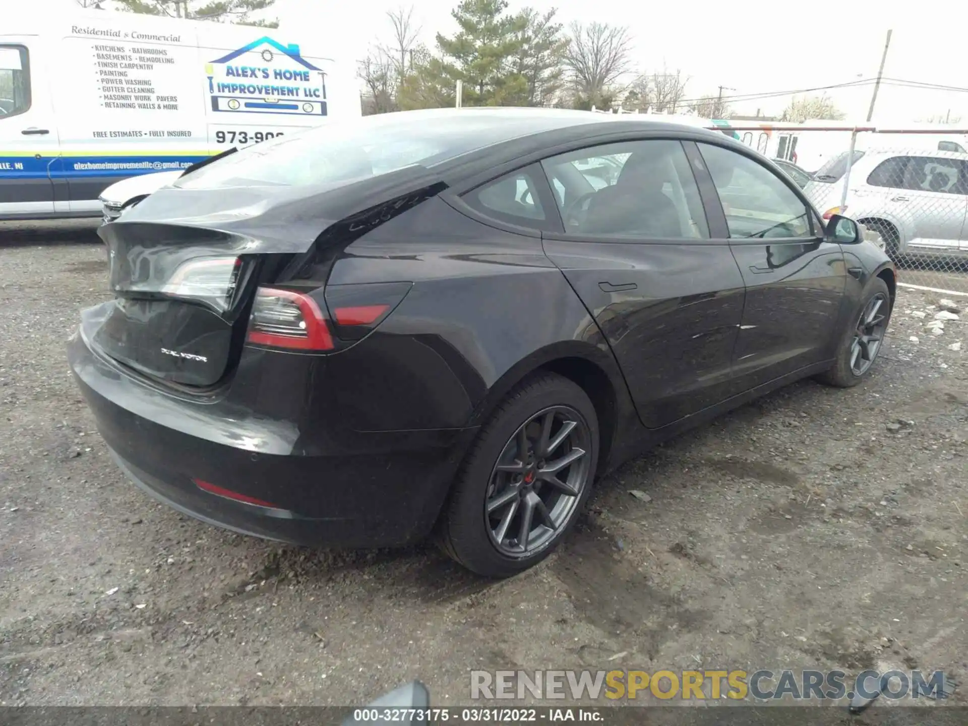 4 Photograph of a damaged car 5YJ3E1EB0NF104351 TESLA MODEL 3 2022