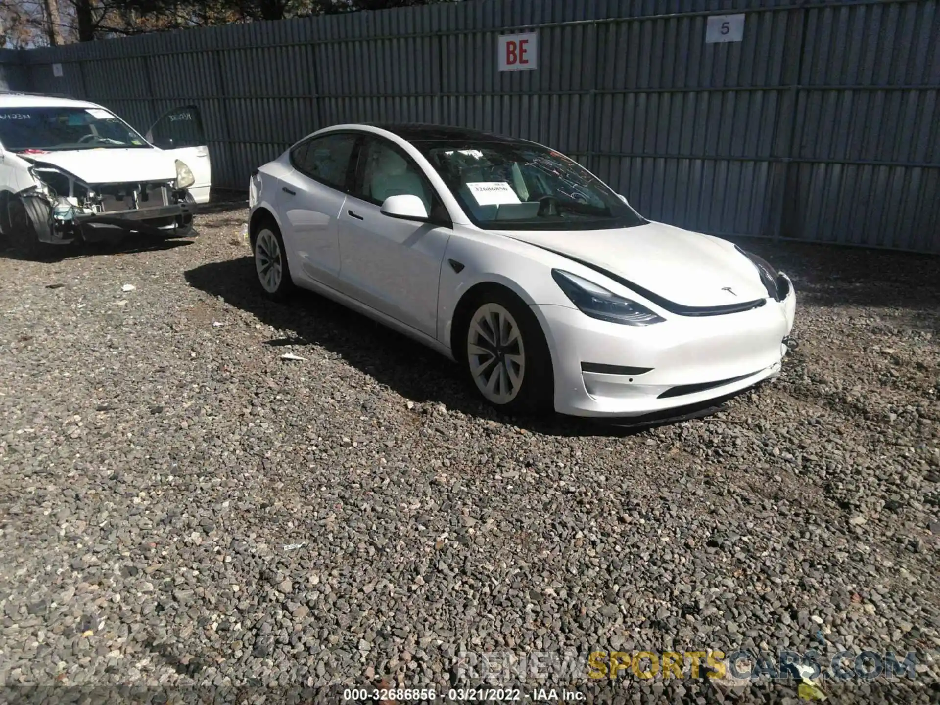 1 Фотография поврежденного автомобиля 5YJ3E1EB0NF110831 TESLA MODEL 3 2022