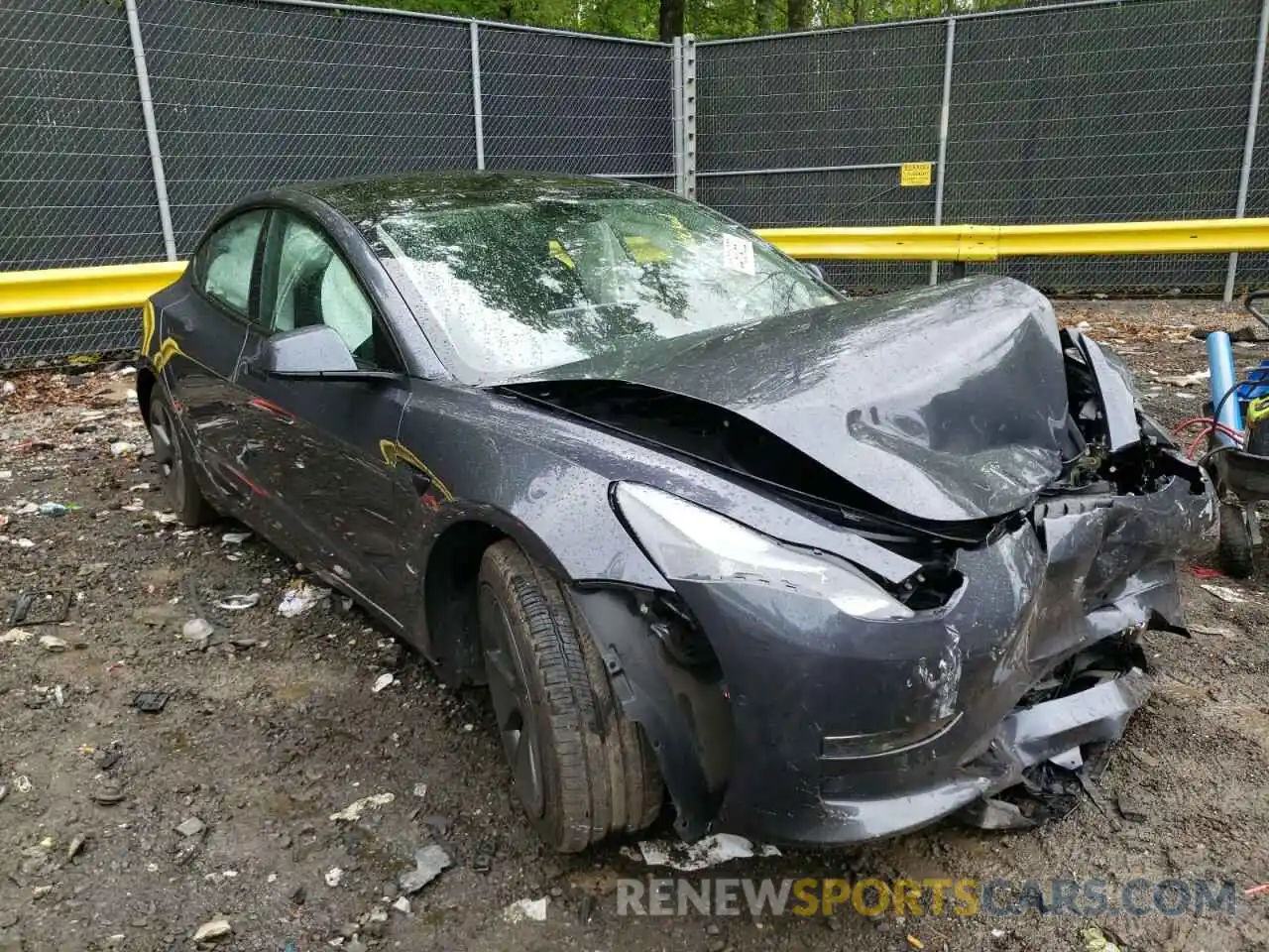 1 Photograph of a damaged car 5YJ3E1EB0NF121019 TESLA MODEL 3 2022