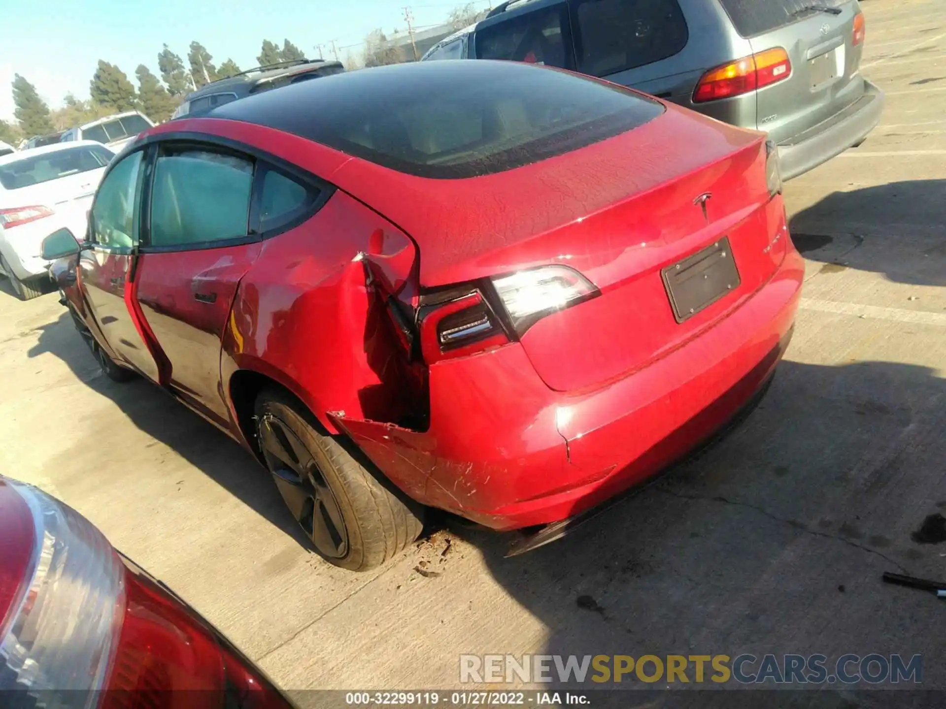 3 Photograph of a damaged car 5YJ3E1EB0NF133736 TESLA MODEL 3 2022