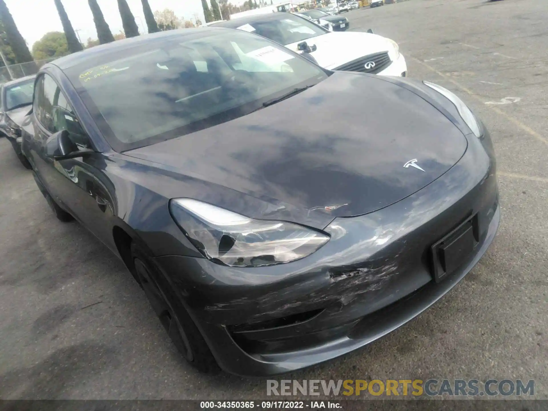 1 Photograph of a damaged car 5YJ3E1EB0NF136989 TESLA MODEL 3 2022