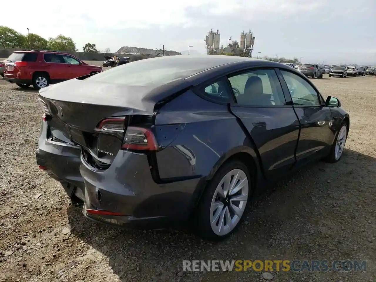 4 Фотография поврежденного автомобиля 5YJ3E1EB0NF145739 TESLA MODEL 3 2022