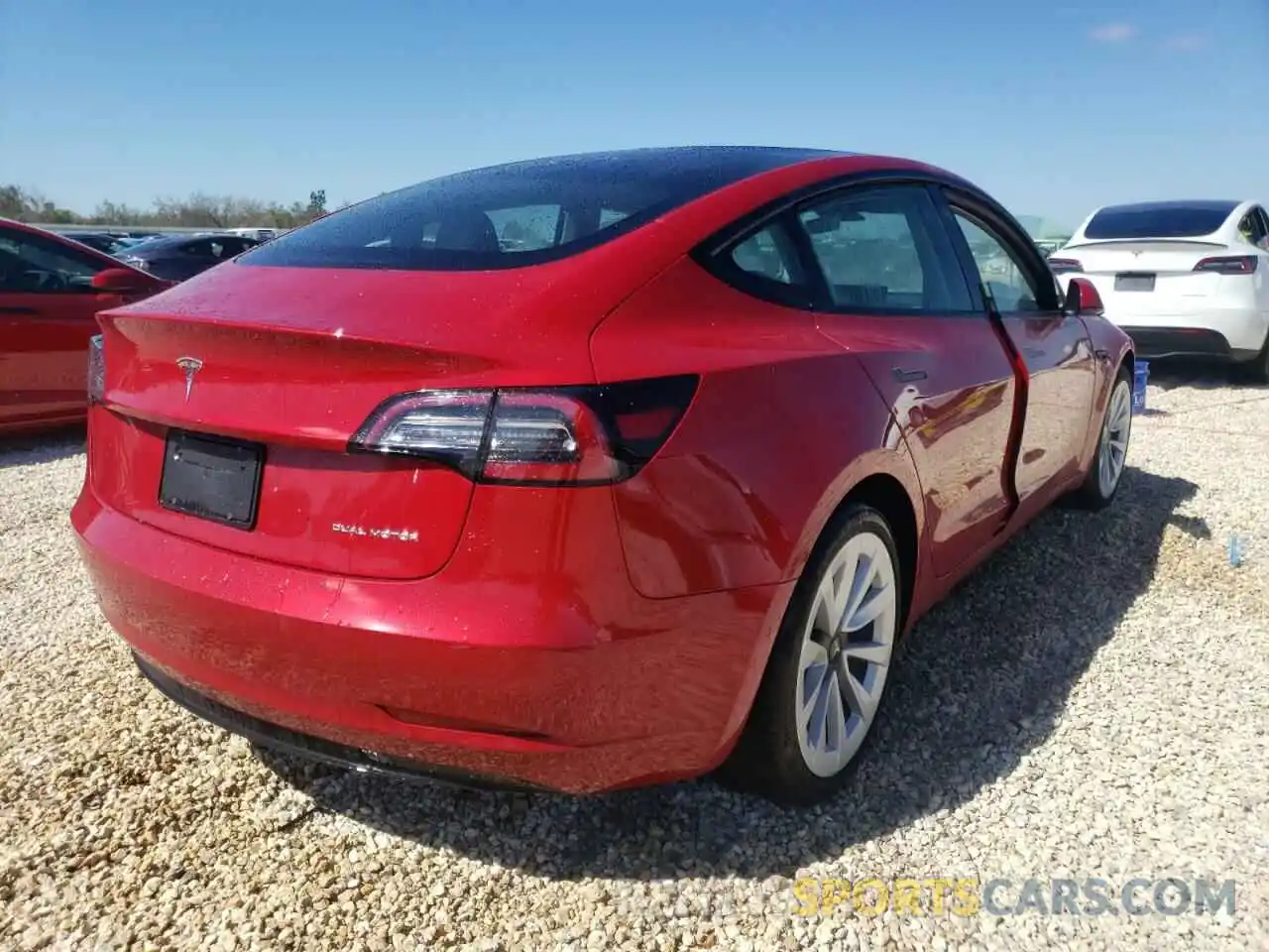 4 Photograph of a damaged car 5YJ3E1EB0NF154280 TESLA MODEL 3 2022