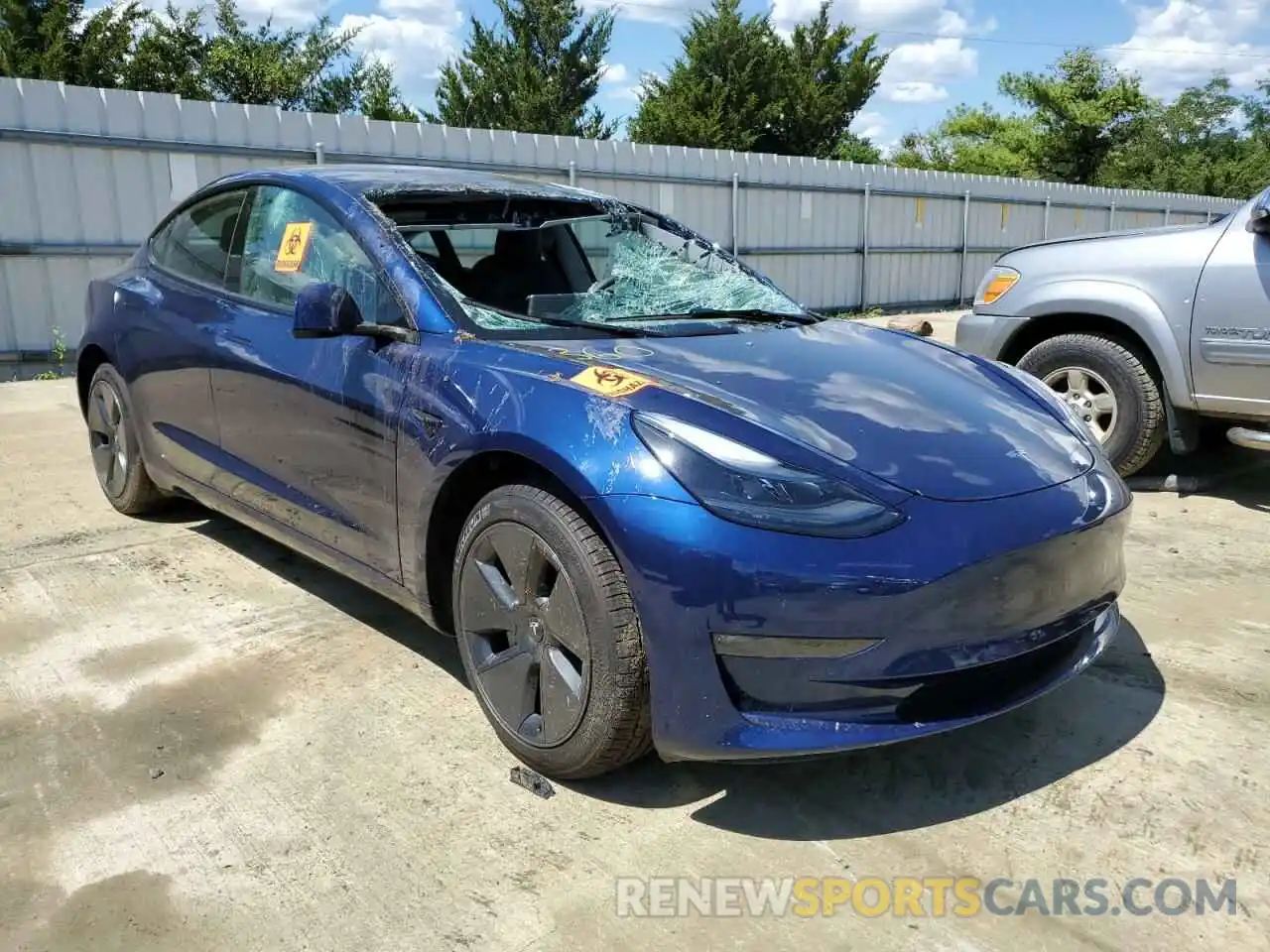 1 Photograph of a damaged car 5YJ3E1EB0NF159298 TESLA MODEL 3 2022