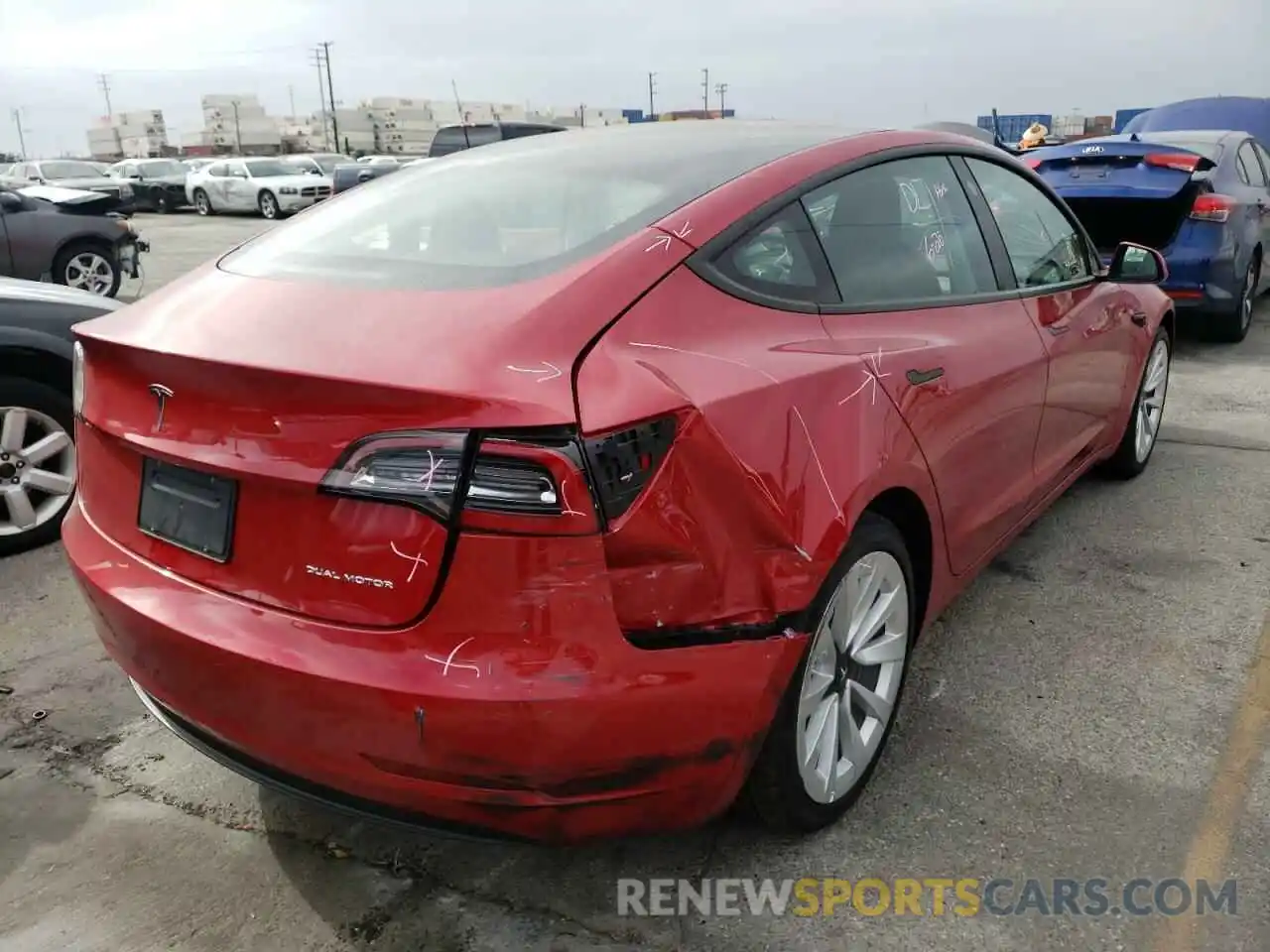 4 Photograph of a damaged car 5YJ3E1EB0NF186064 TESLA MODEL 3 2022