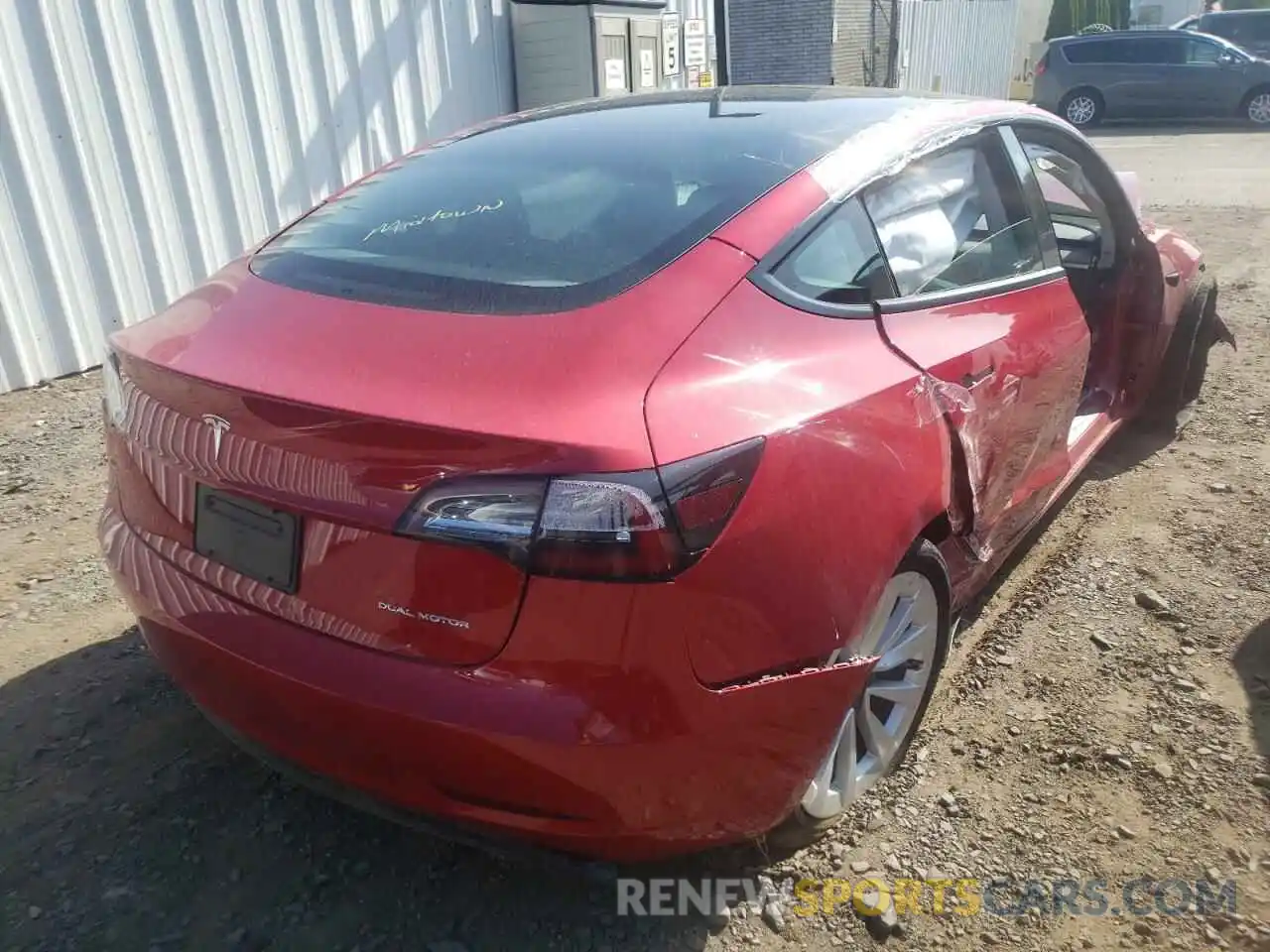 4 Фотография поврежденного автомобиля 5YJ3E1EB0NF190440 TESLA MODEL 3 2022