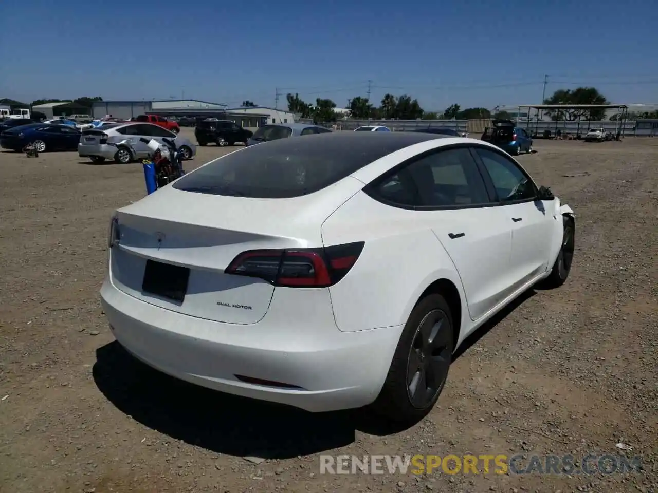 4 Photograph of a damaged car 5YJ3E1EB0NF190972 TESLA MODEL 3 2022