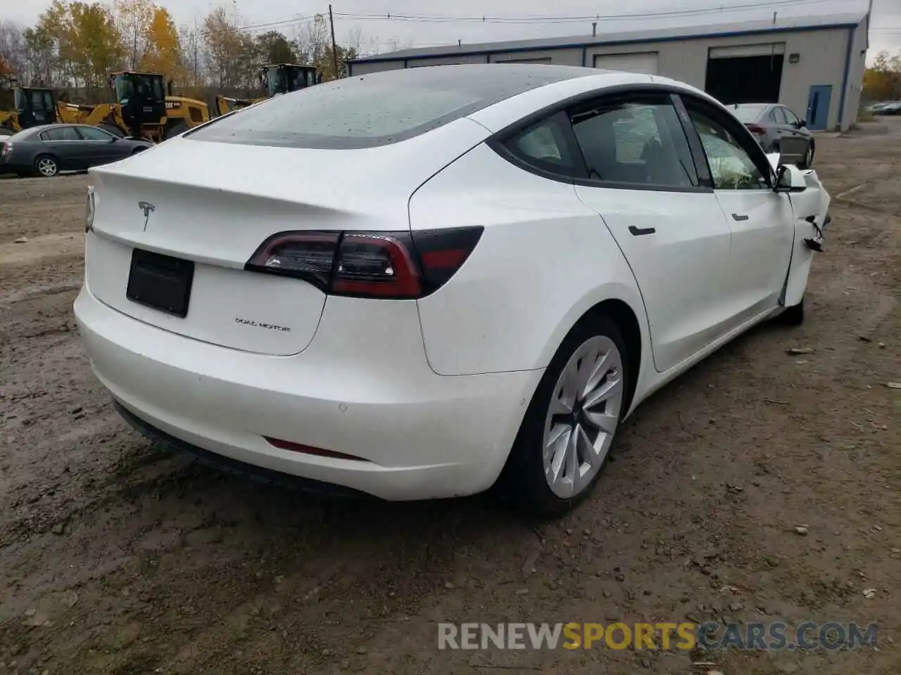 4 Photograph of a damaged car 5YJ3E1EB0NF191698 TESLA MODEL 3 2022