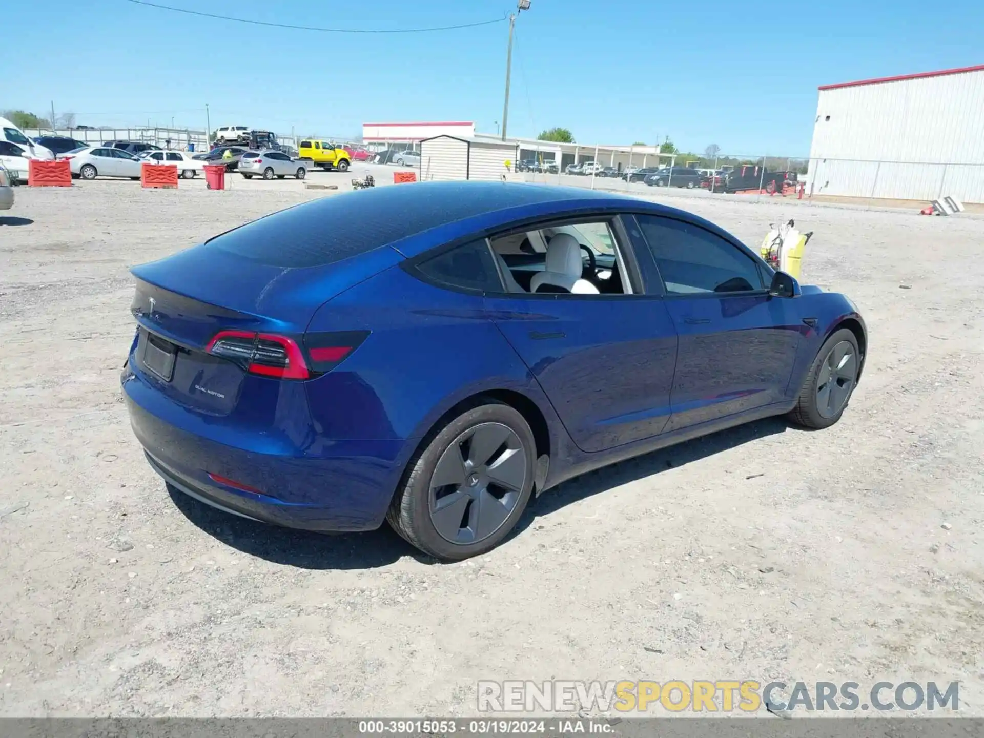 4 Фотография поврежденного автомобиля 5YJ3E1EB0NF245369 TESLA MODEL 3 2022