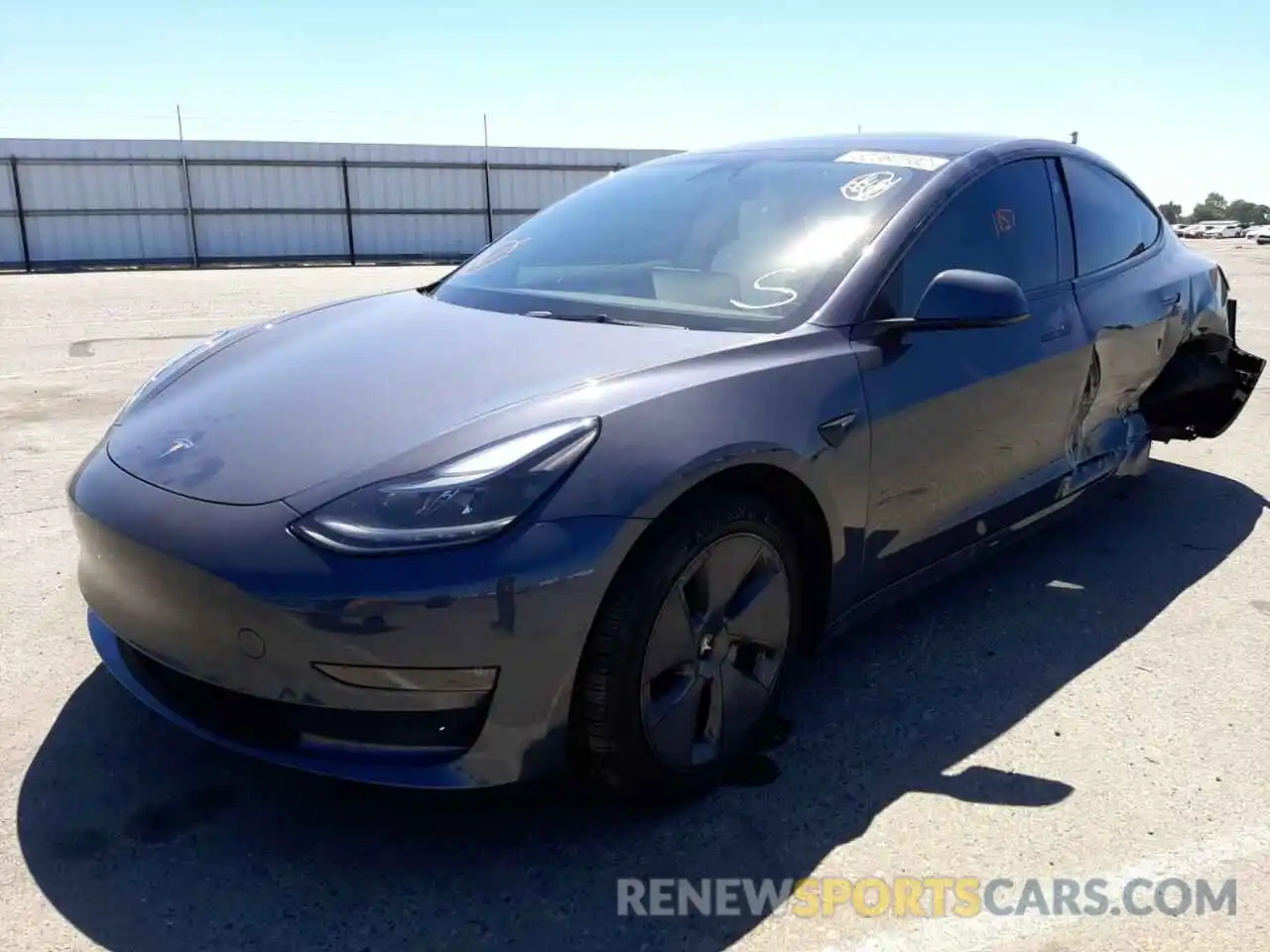 2 Photograph of a damaged car 5YJ3E1EB0NF272457 TESLA MODEL 3 2022