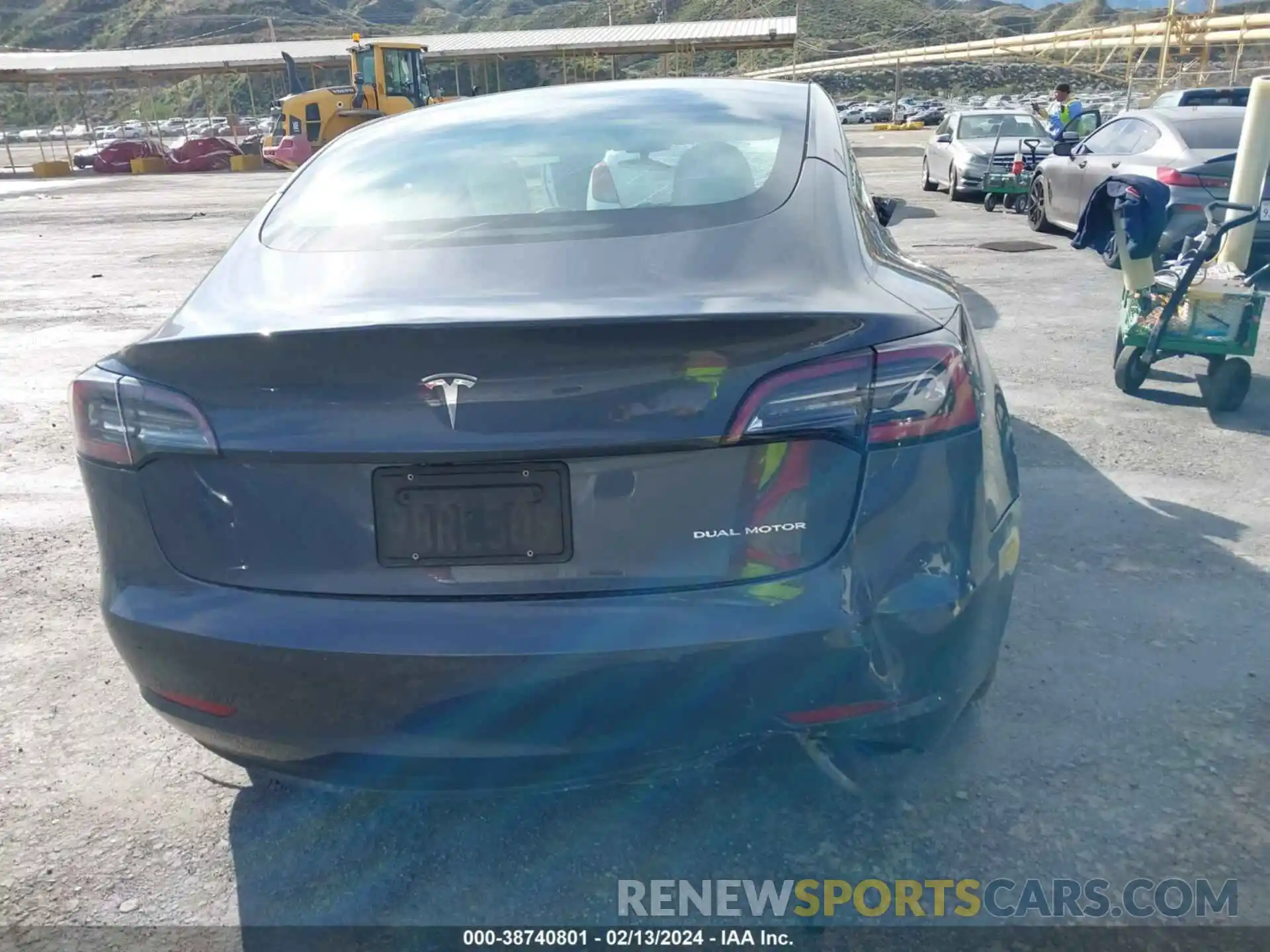 15 Photograph of a damaged car 5YJ3E1EB0NF277870 TESLA MODEL 3 2022