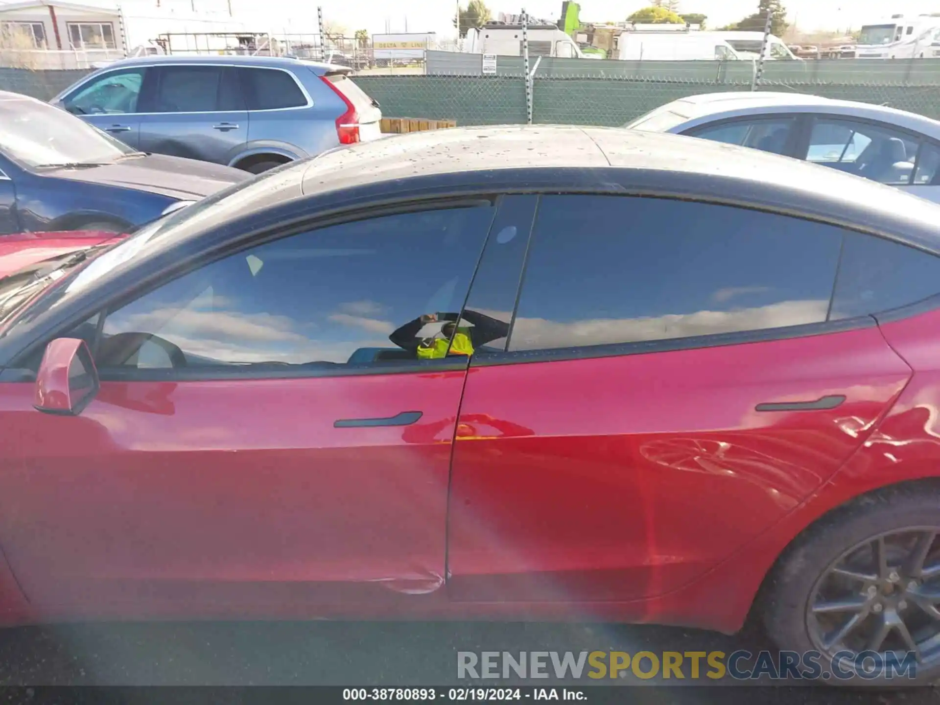 15 Photograph of a damaged car 5YJ3E1EB0NF337467 TESLA MODEL 3 2022