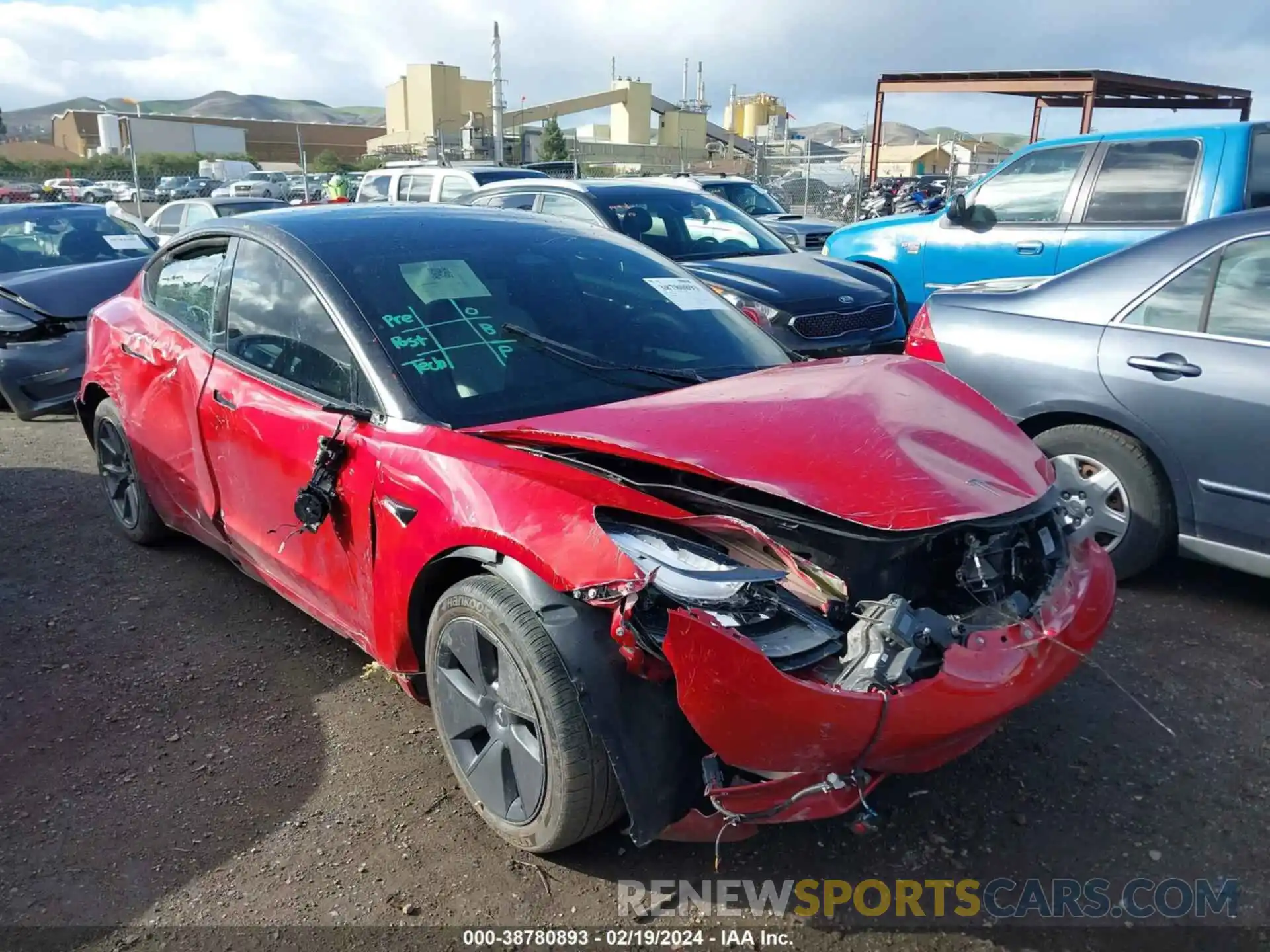 6 Photograph of a damaged car 5YJ3E1EB0NF337467 TESLA MODEL 3 2022