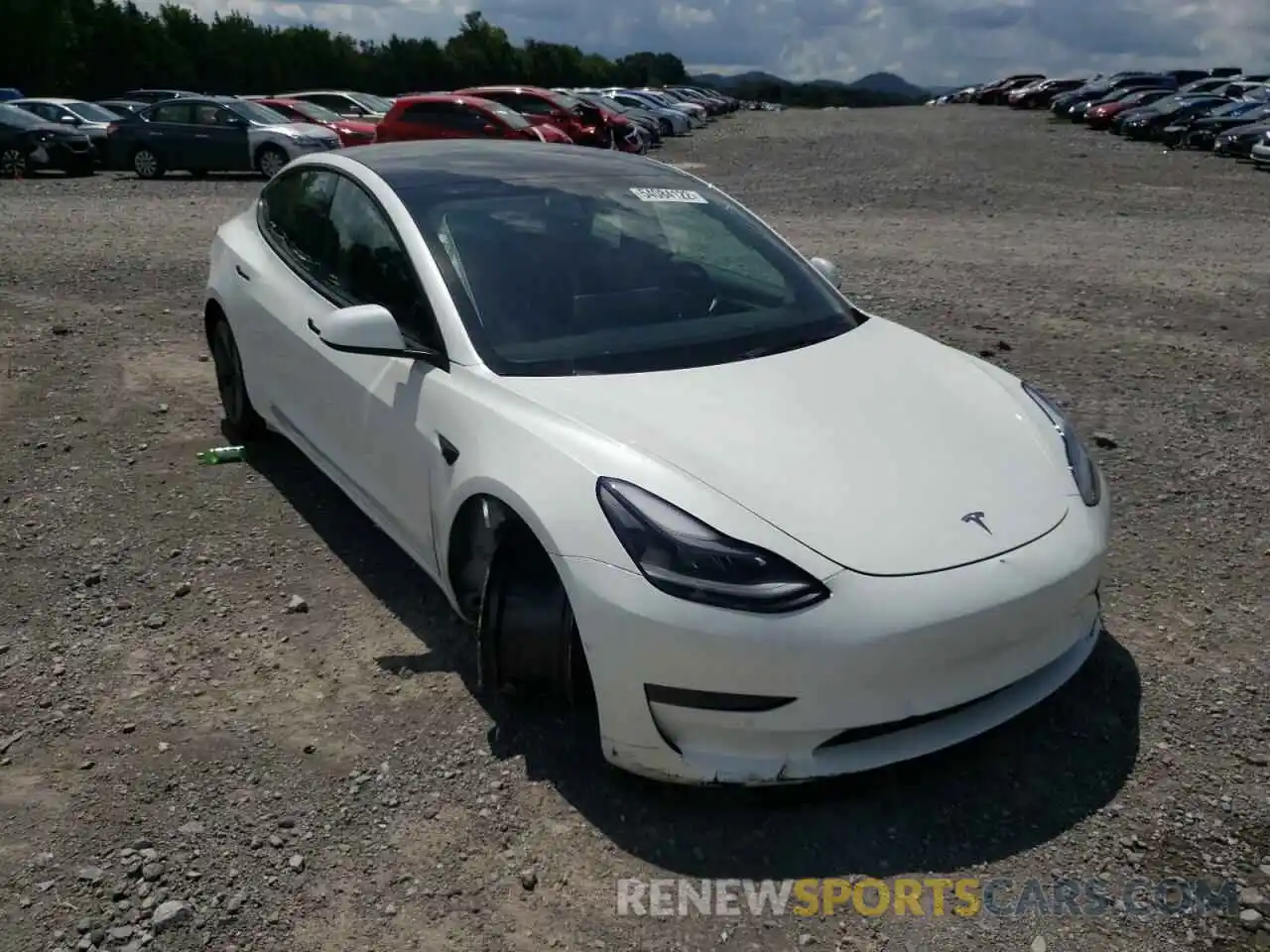 1 Photograph of a damaged car 5YJ3E1EB1NF107968 TESLA MODEL 3 2022