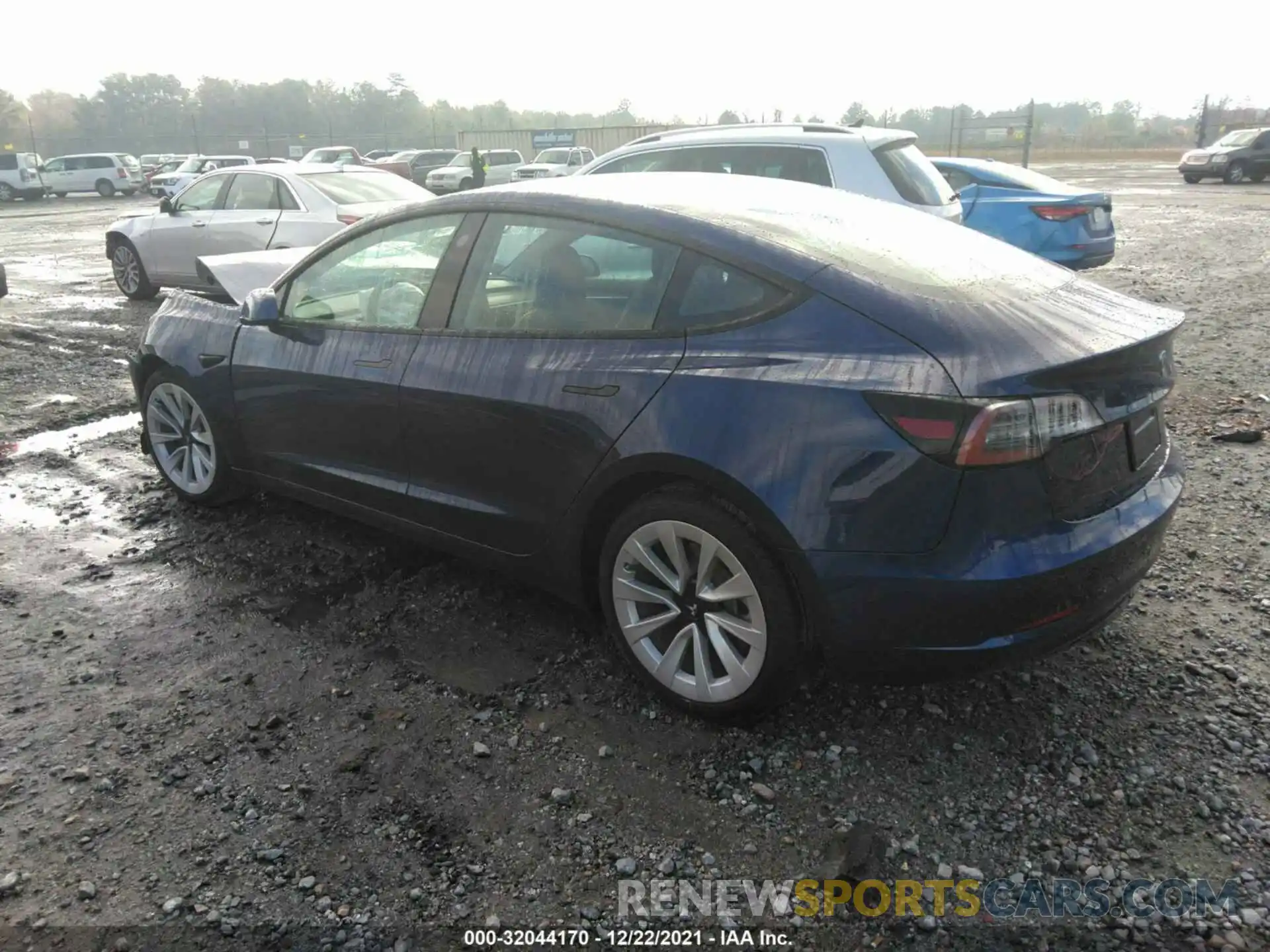 3 Photograph of a damaged car 5YJ3E1EB1NF117352 TESLA MODEL 3 2022